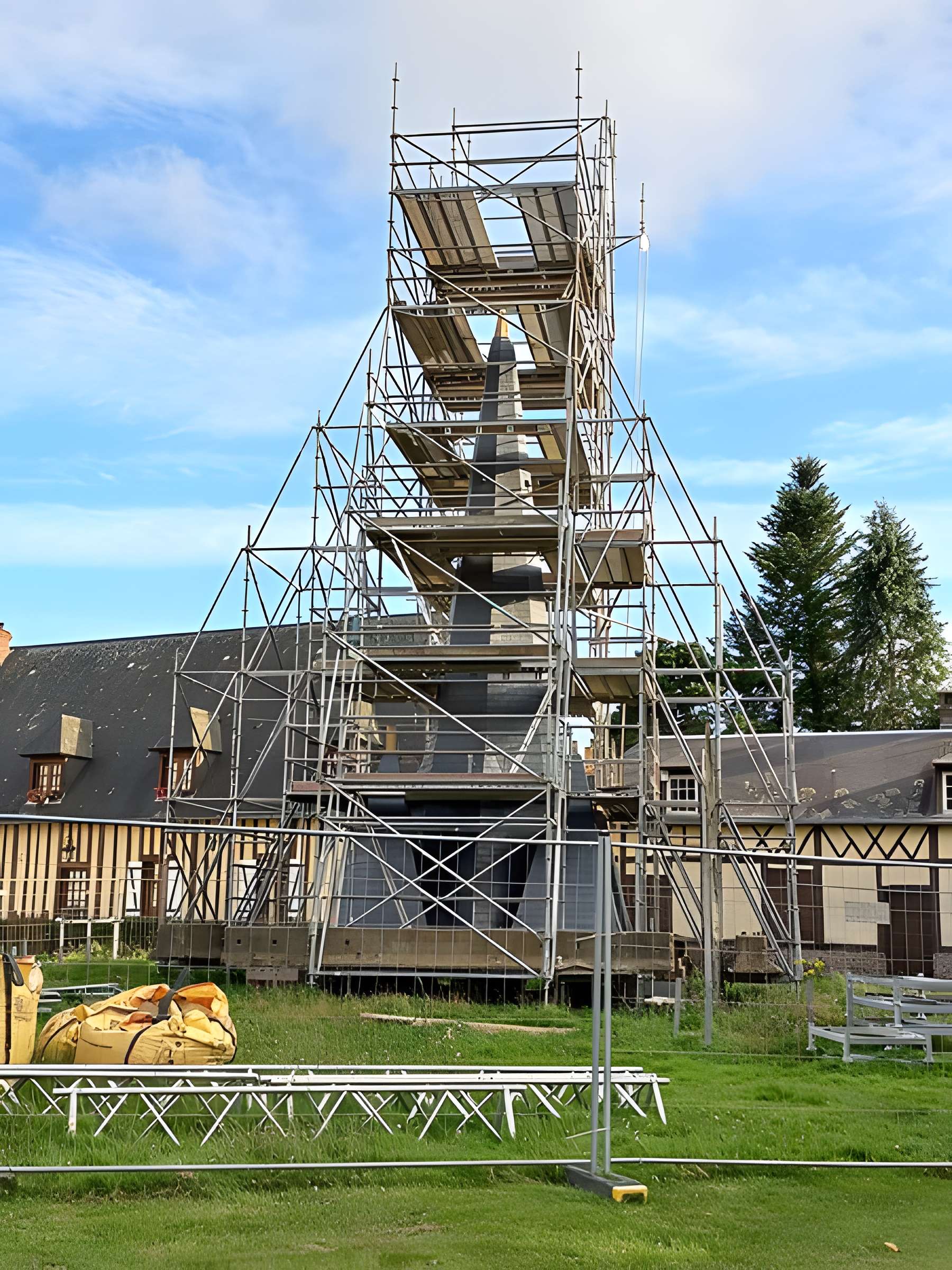 Église Notre-Dame de Beauficel-en-Lyons
