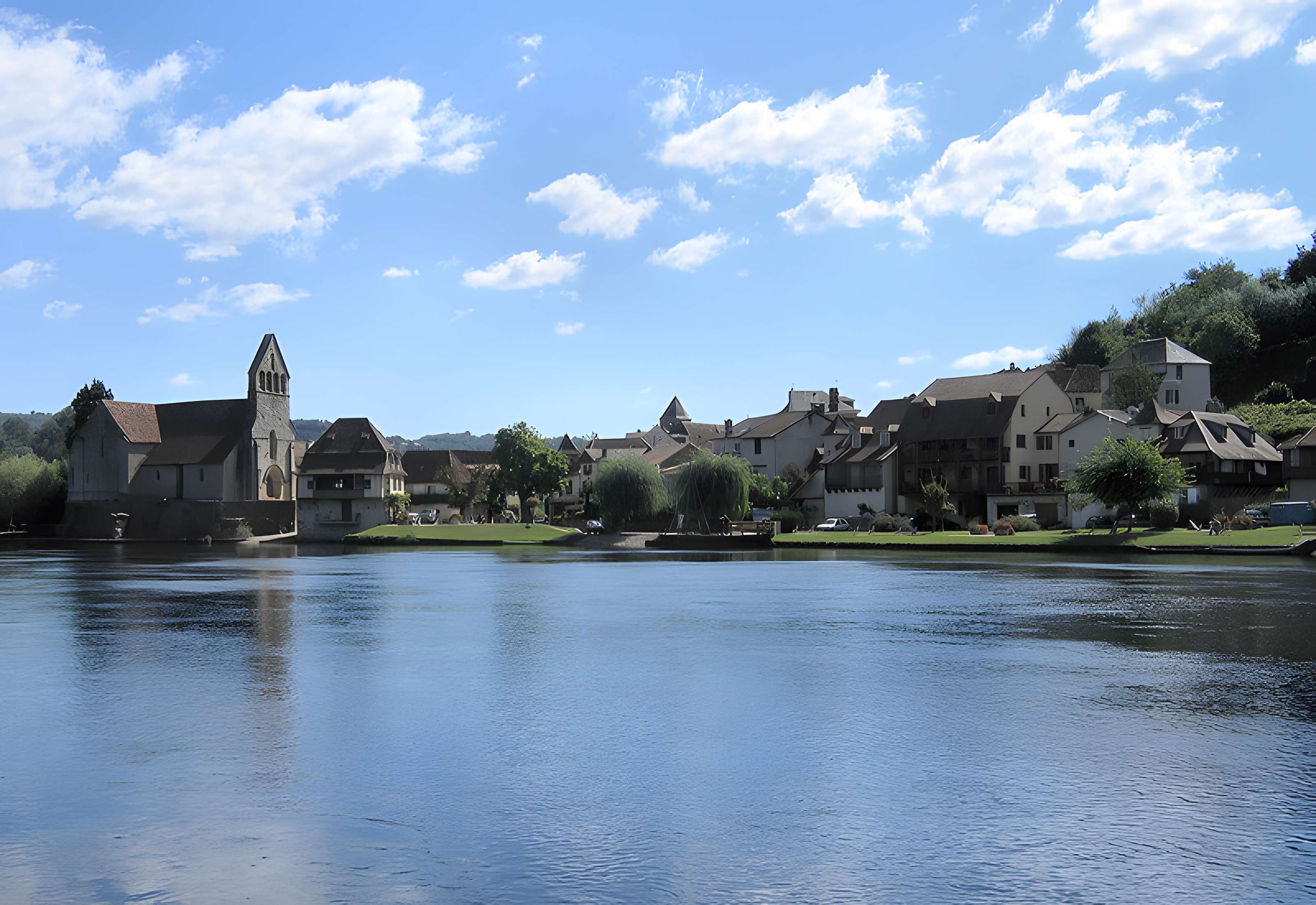 Église Notre-Dame de Beaulieu-sur-Dordogne