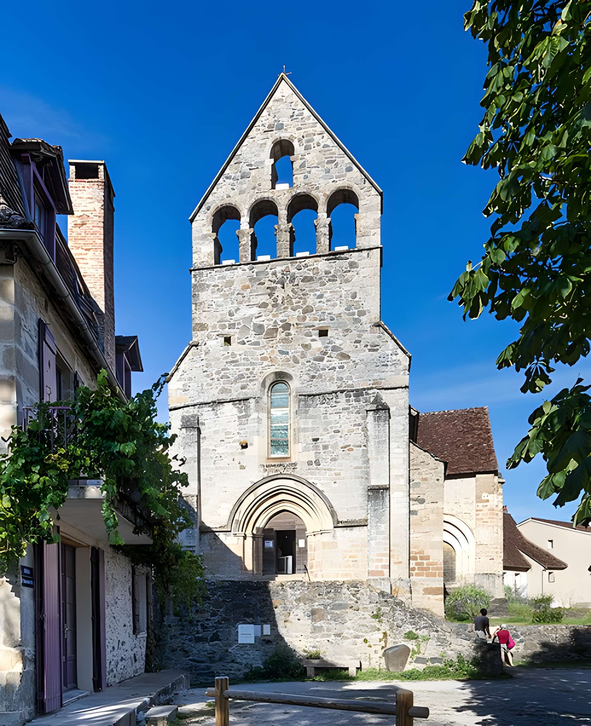 Église Notre-Dame de Beaulieu-sur-Dordogne