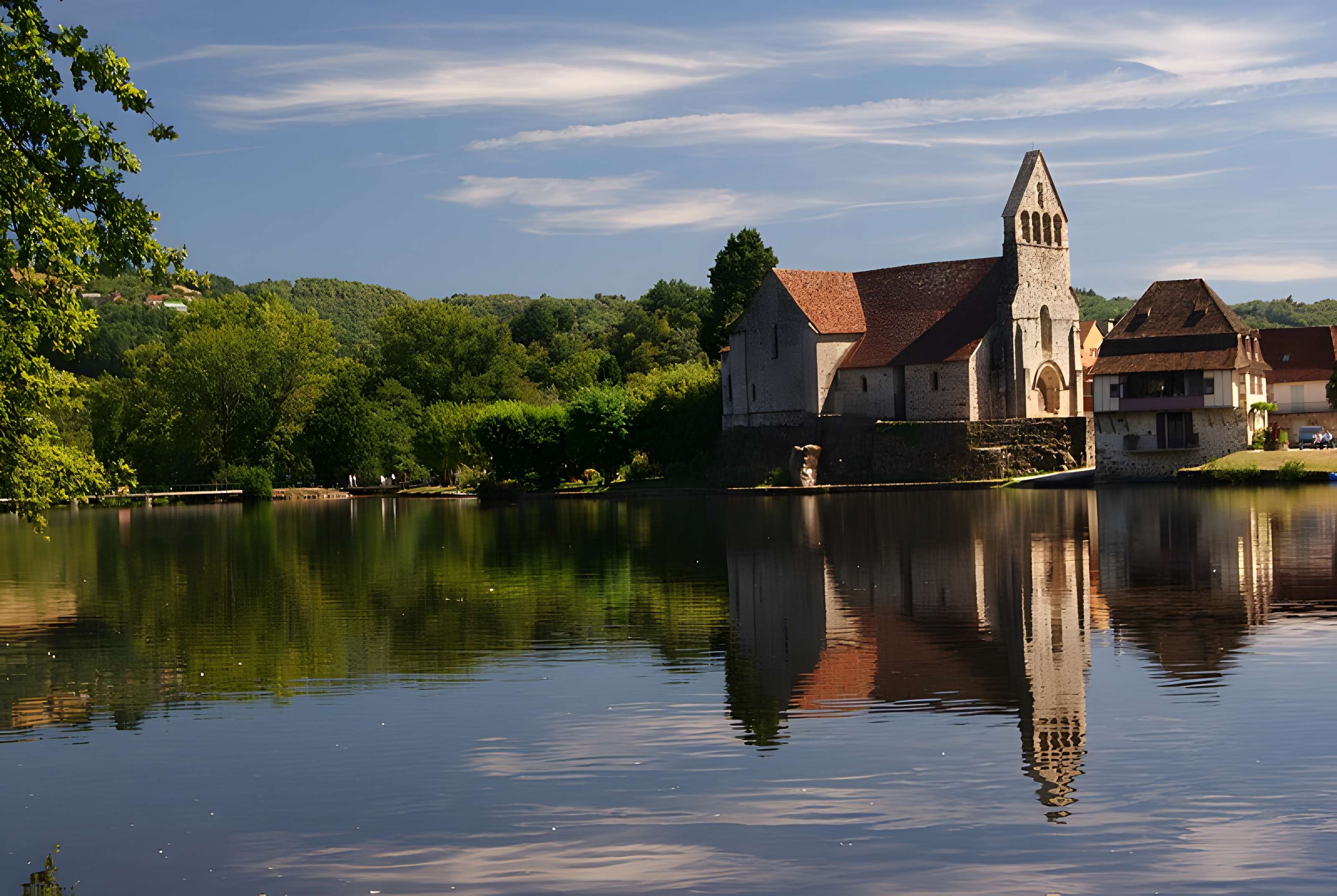 Église Notre-Dame de Beaulieu-sur-Dordogne