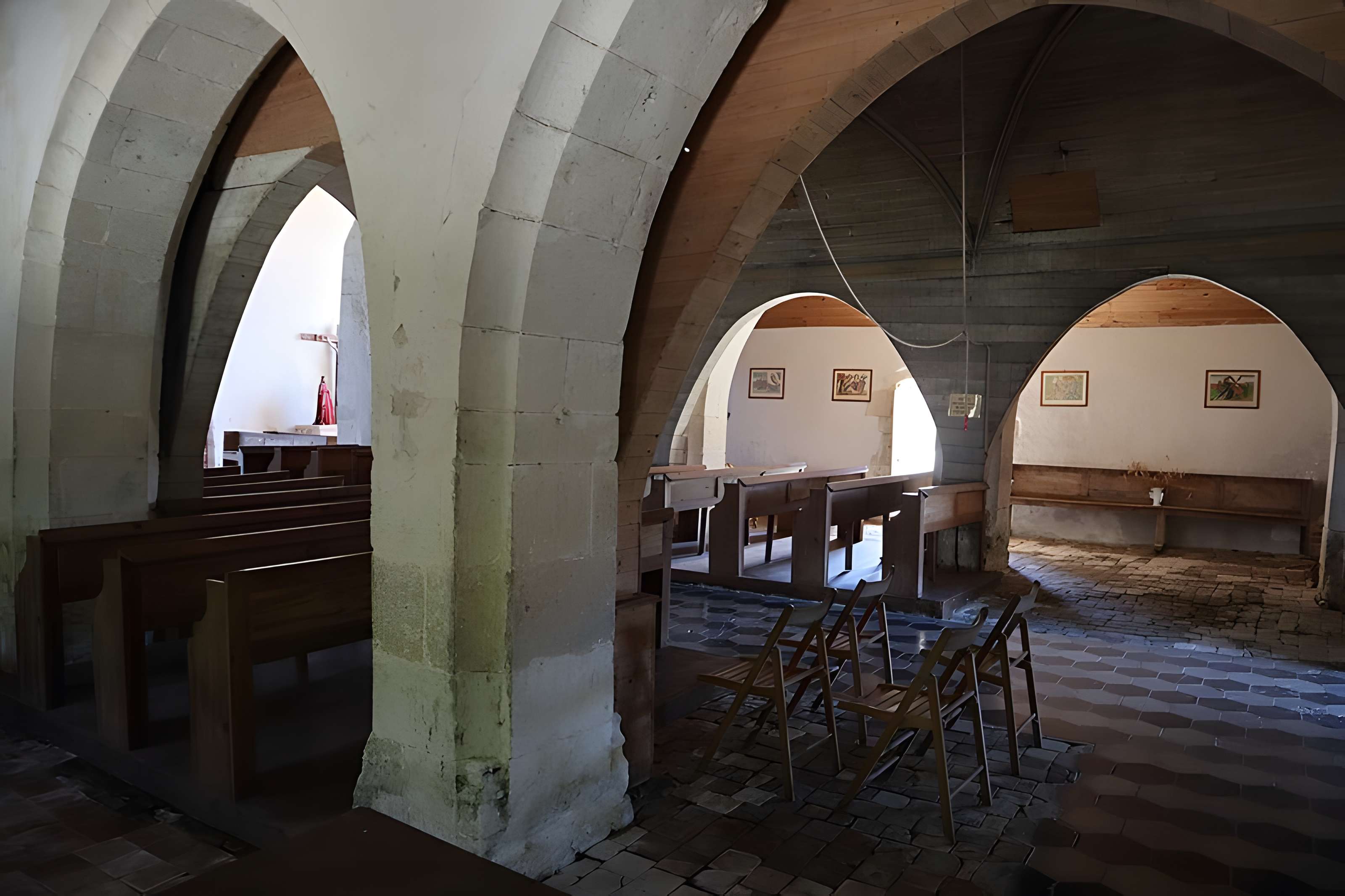 Église Saint-Éloi de Racines