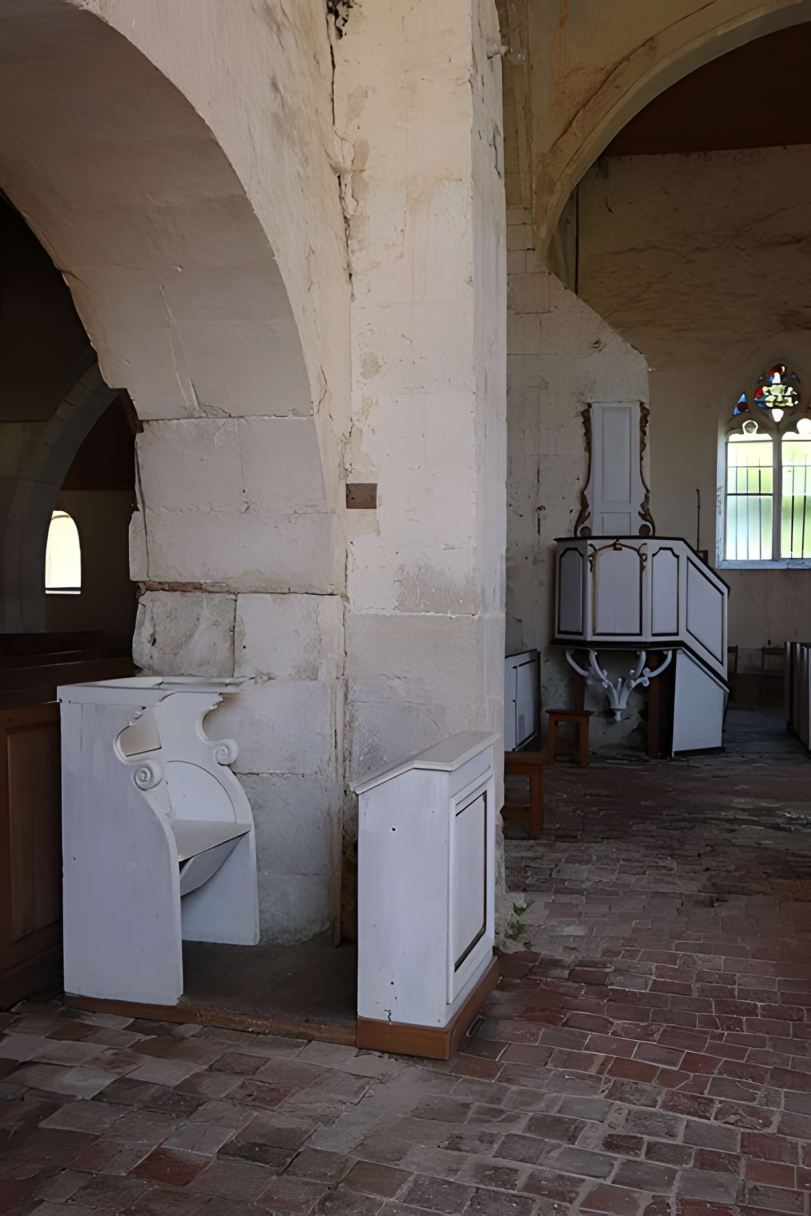 Église Saint-Éloi de Racines