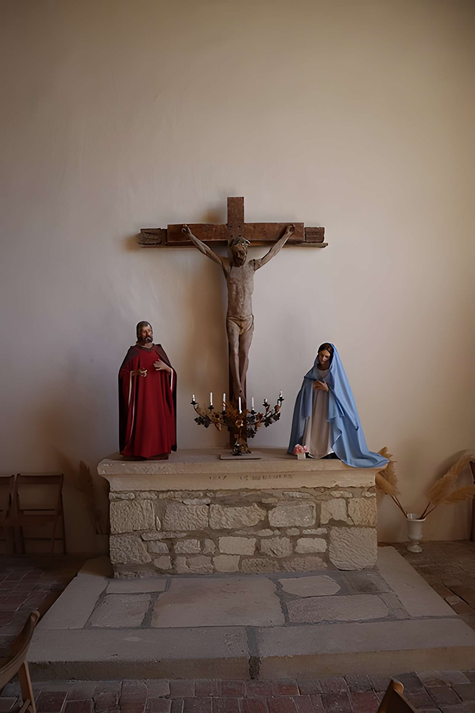 Église Saint-Éloi de Racines