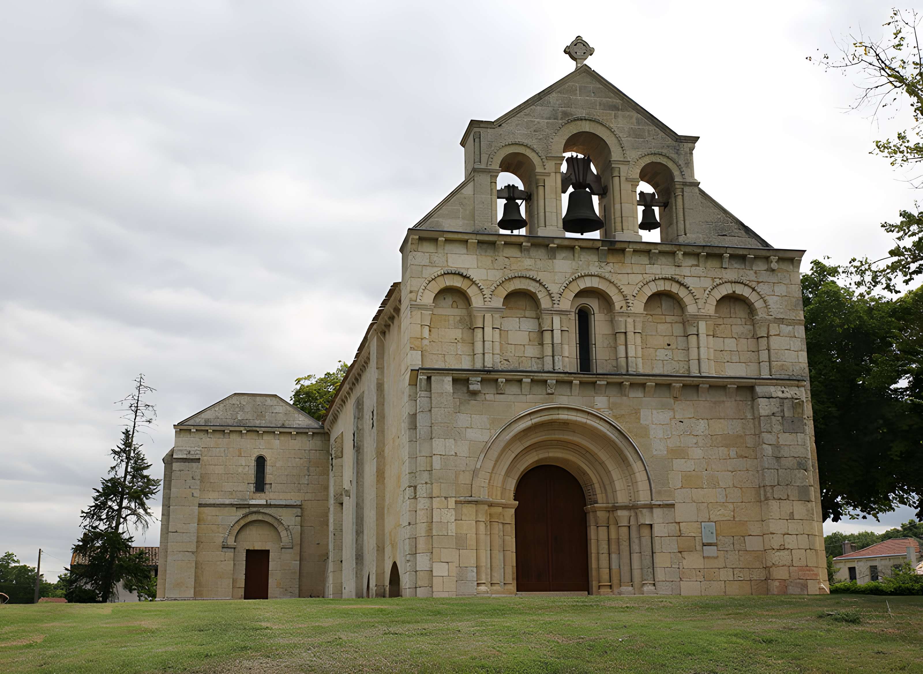 Église Notre-Dame de Benon