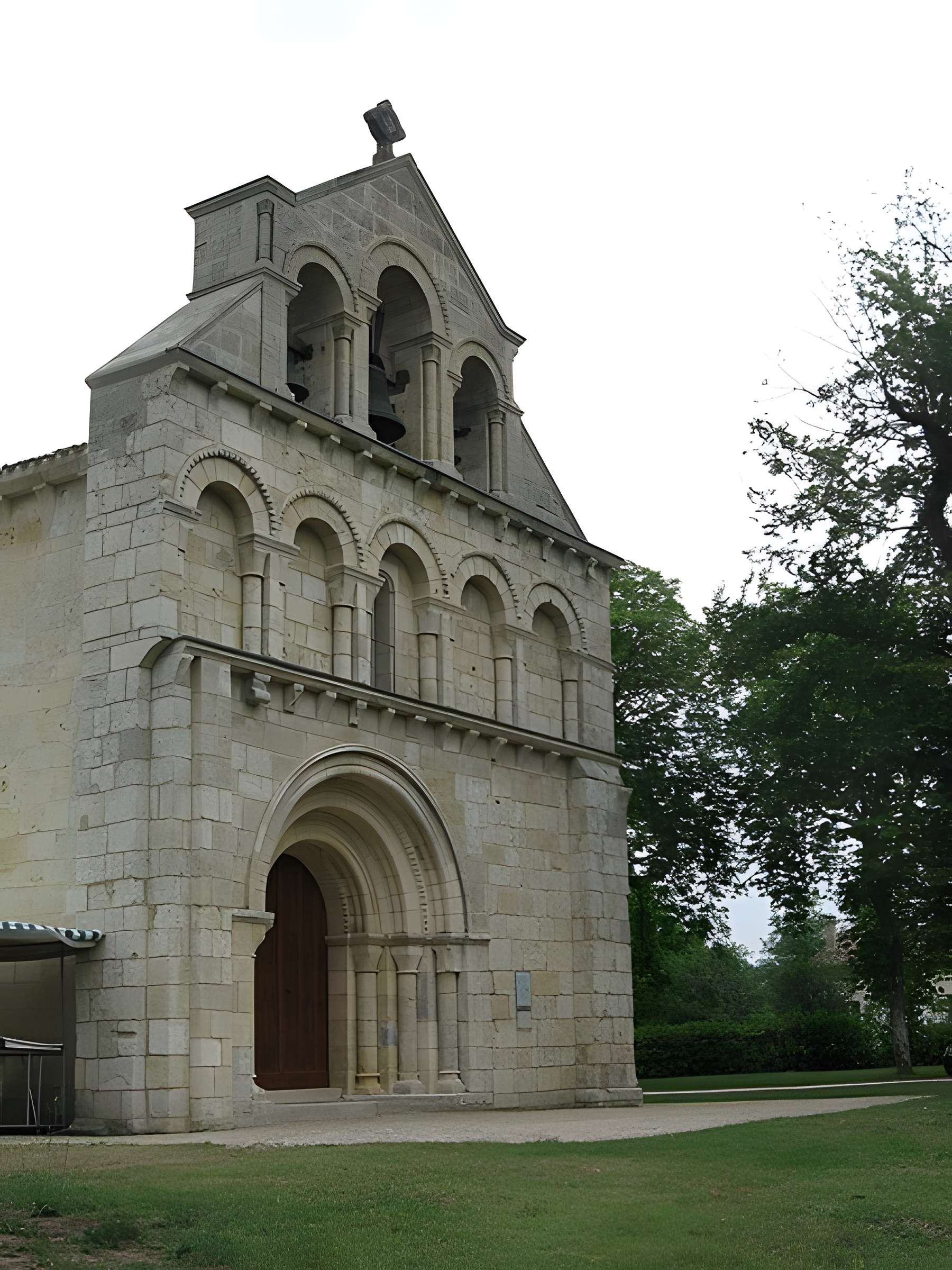 Église Notre-Dame de Benon