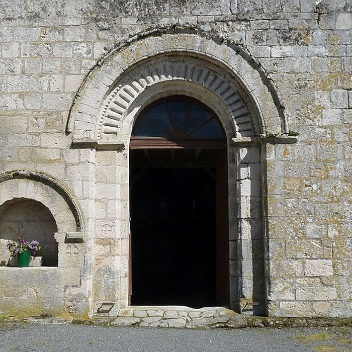 Photo de Église Notre-Dame de Charmant