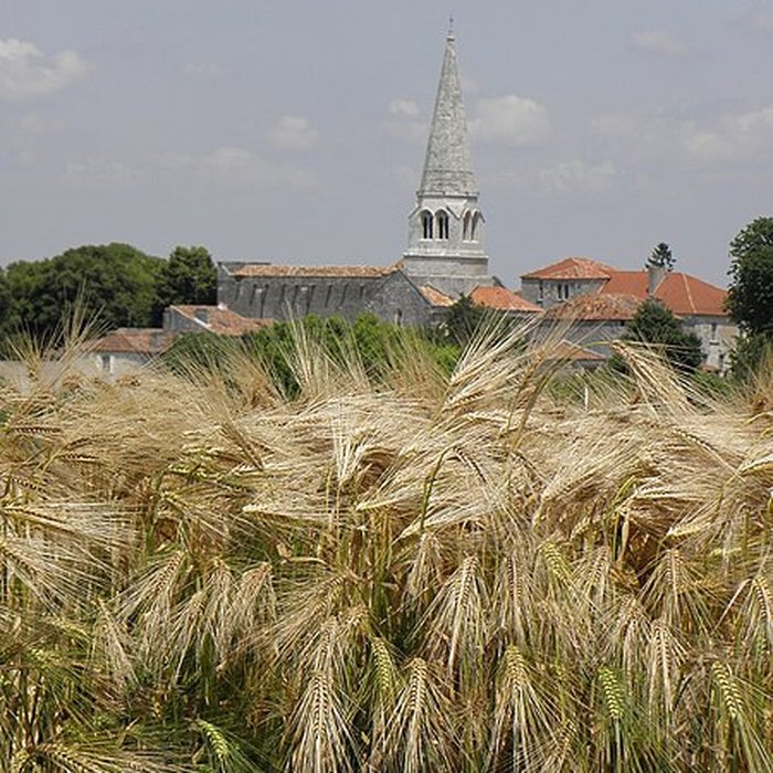 Photo de Église Notre-Dame de Charmant