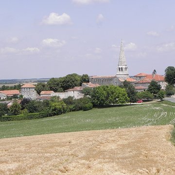 Église Notre-Dame de Charmant