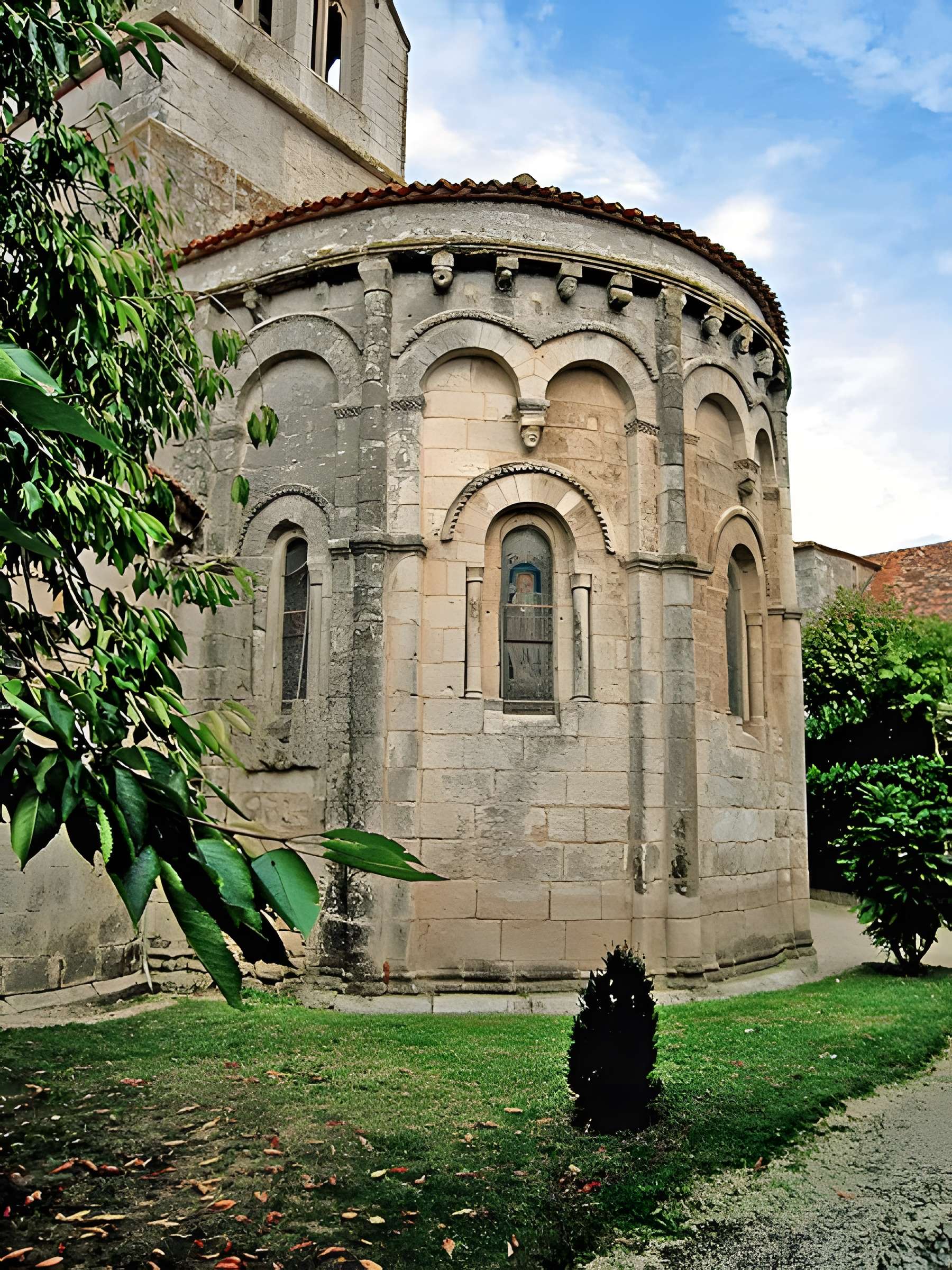 Église Notre-Dame de Charmant