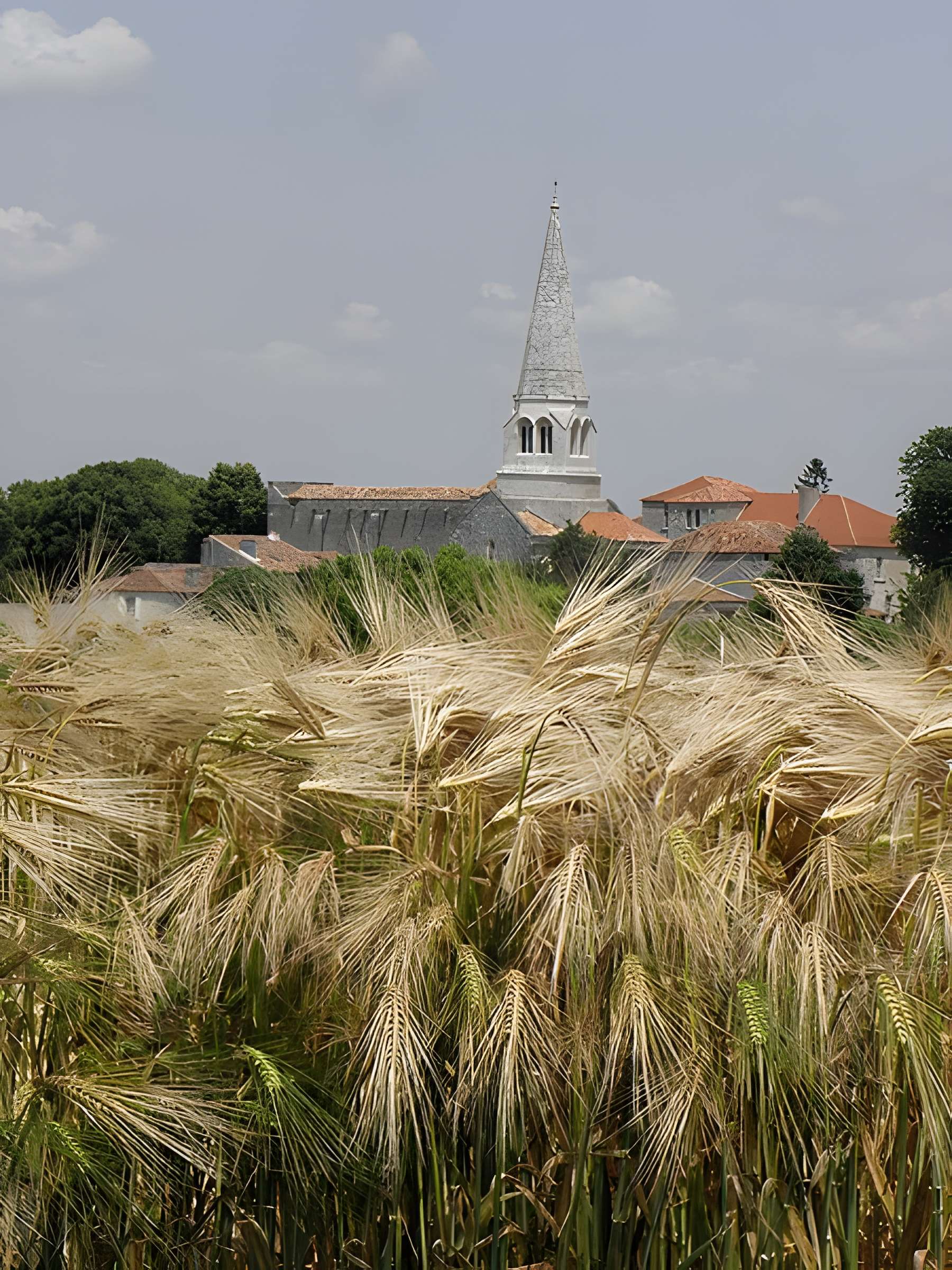 Église Notre-Dame de Charmant