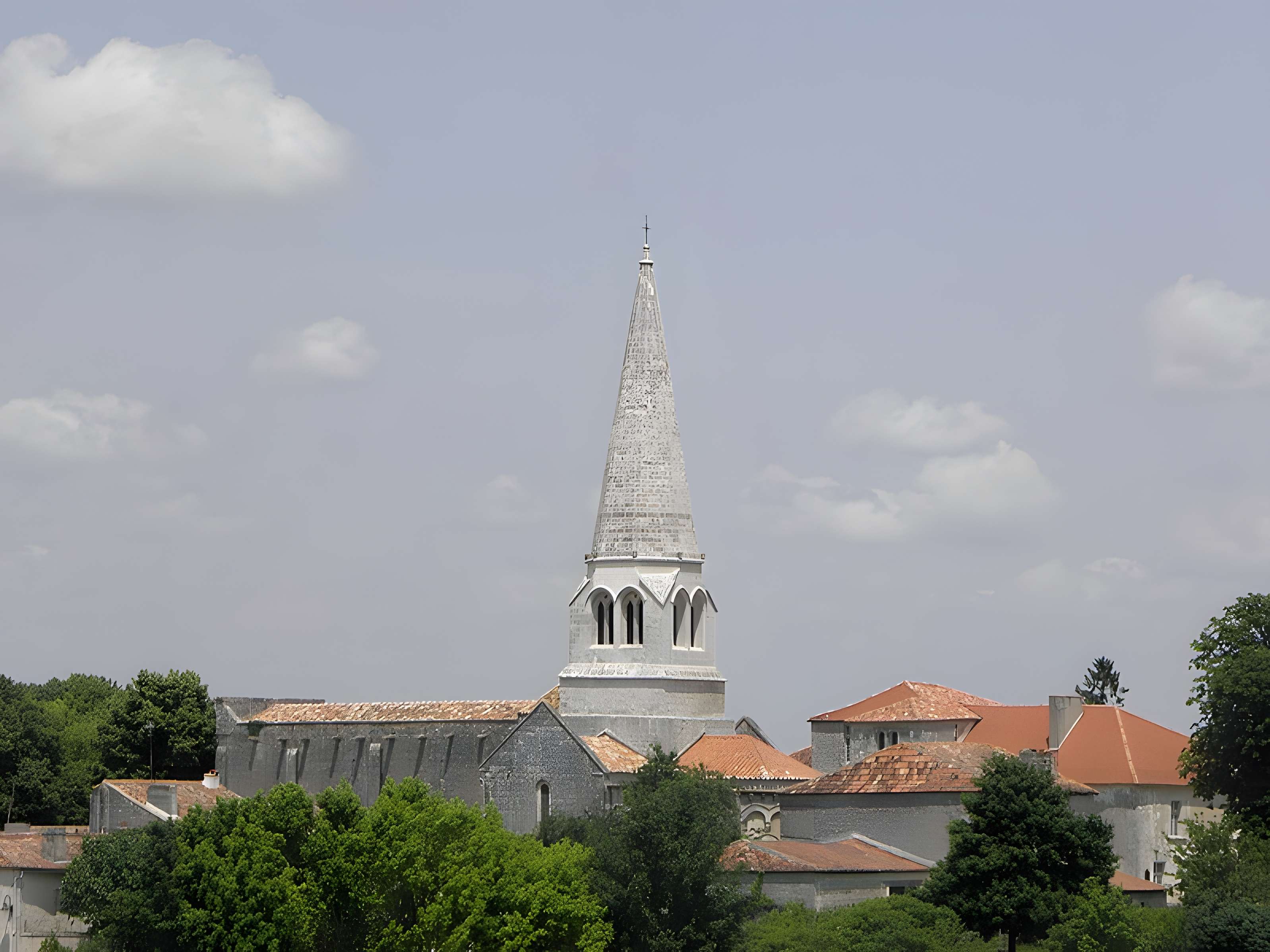 Église Notre-Dame de Charmant
