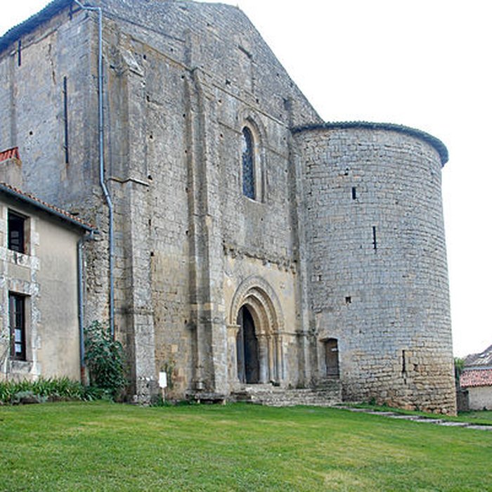Photo de Église Notre-Dame de Château-Larcher