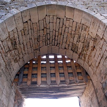 Église Notre-Dame de Château-Larcher