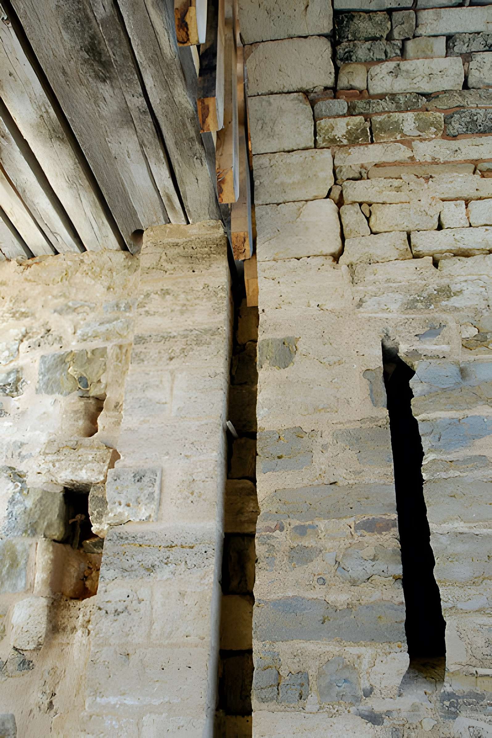 Église Notre-Dame de Château-Larcher