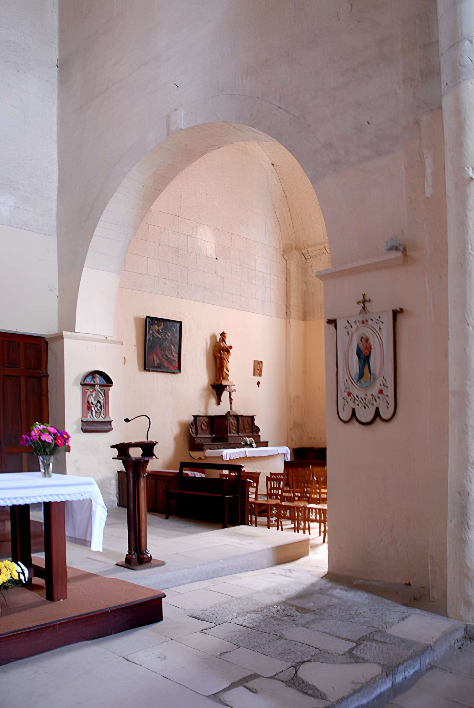 Église Notre-Dame de Château-Larcher