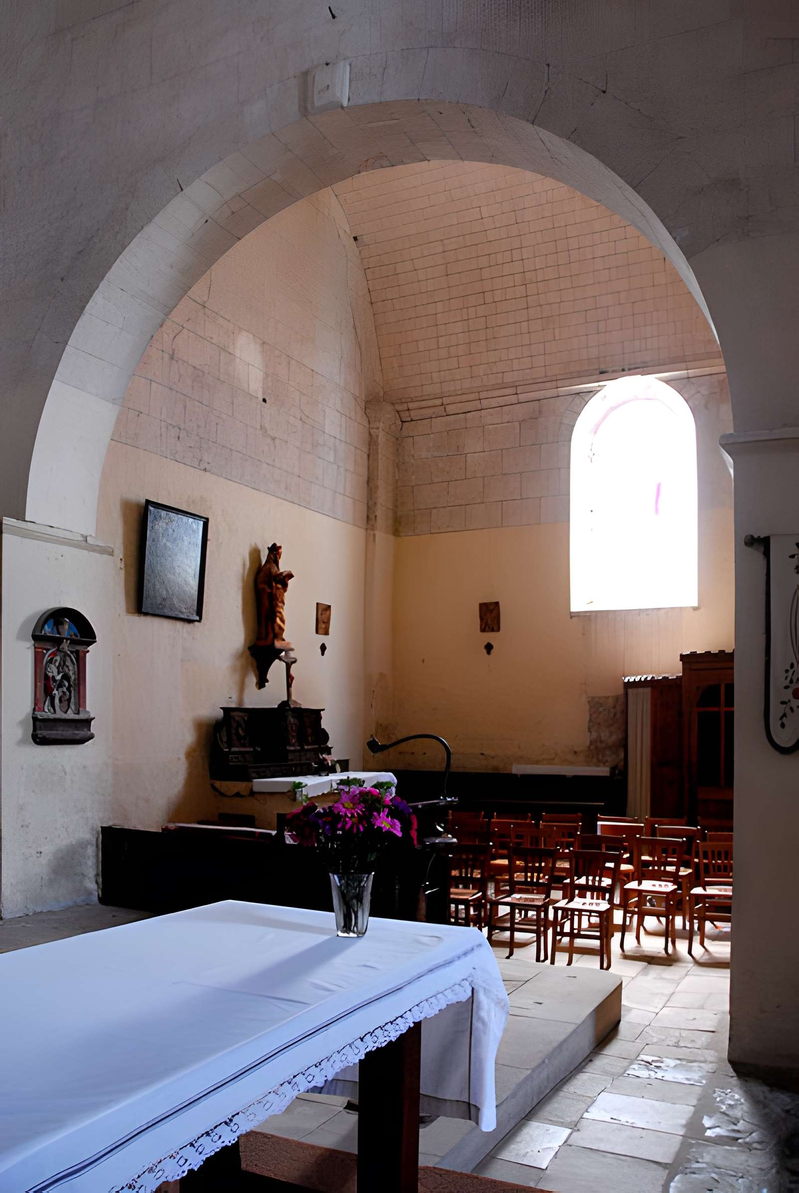 Église Notre-Dame de Château-Larcher