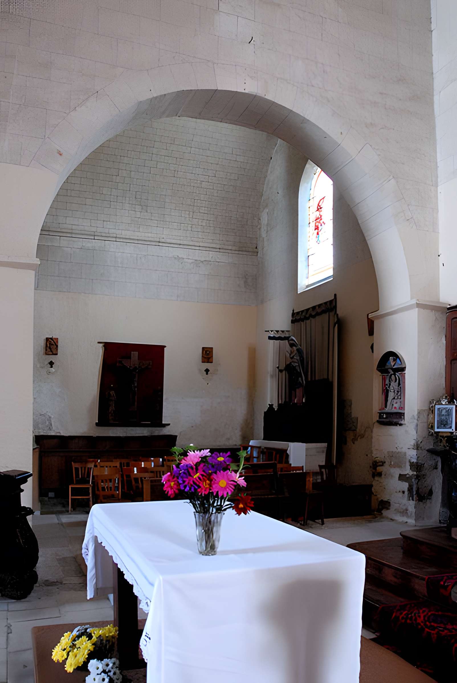 Église Notre-Dame de Château-Larcher