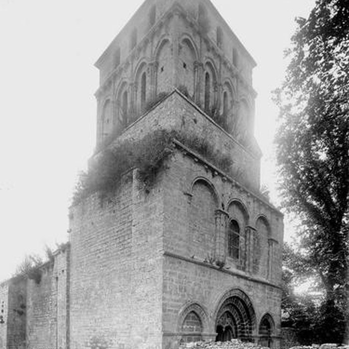 Photo de Église Notre-Dame de Clussais-la-Pommeraie