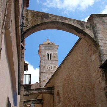 eglise sainte marie majeure de bonifacio