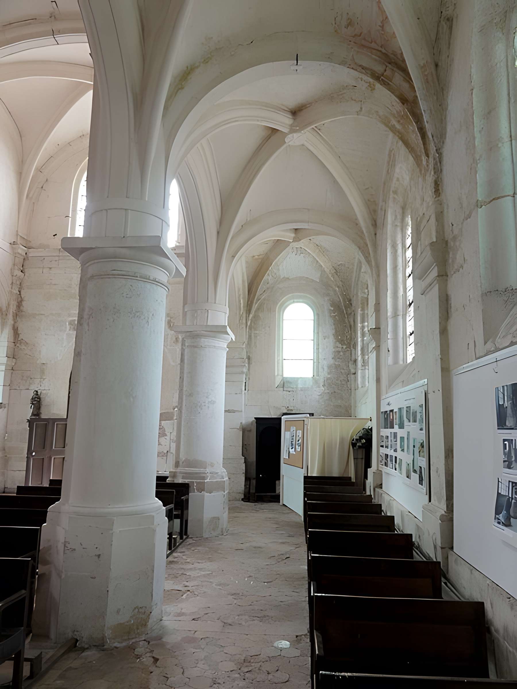 Église Notre-Dame de Épiais-Rhus