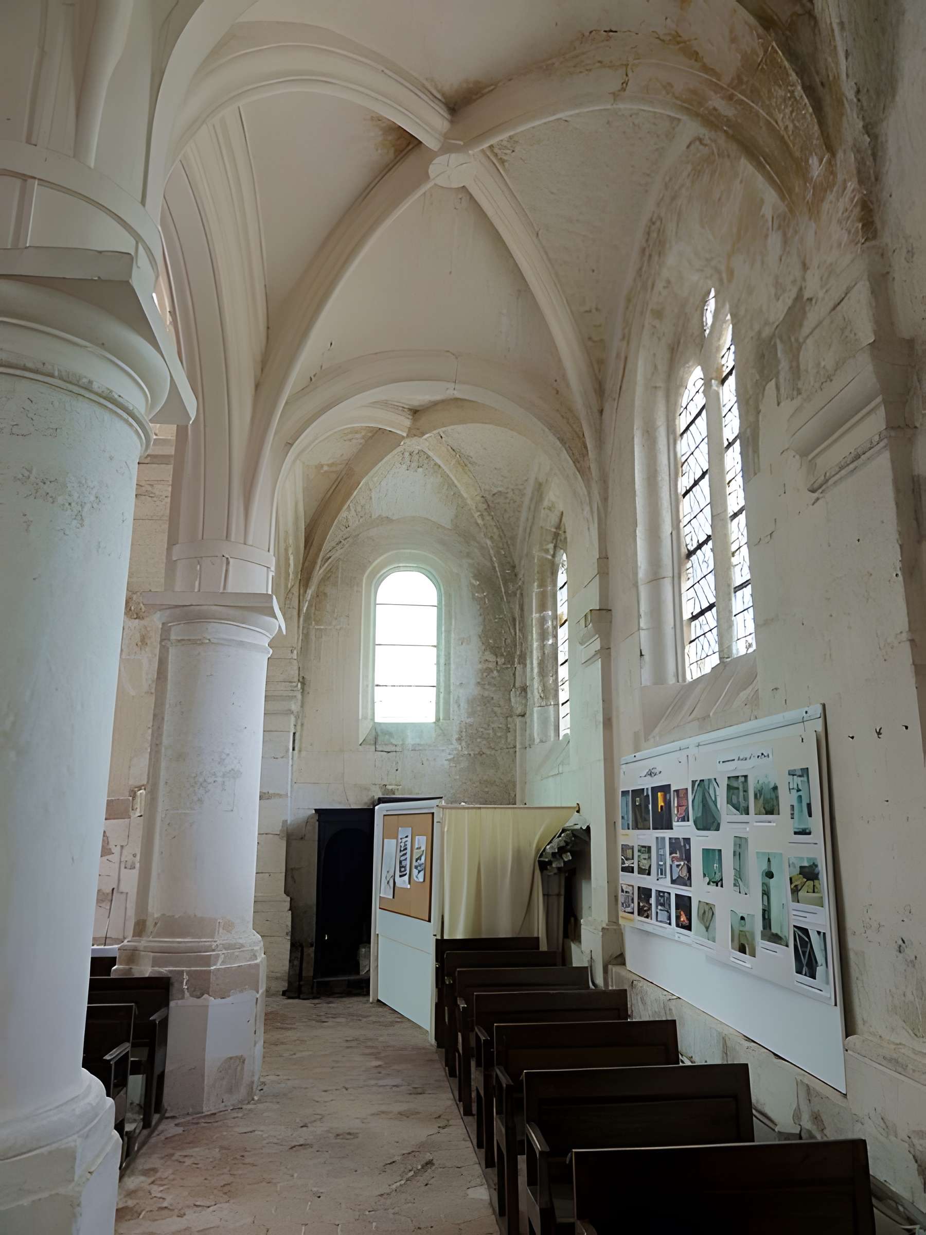 Église Notre-Dame de Épiais-Rhus