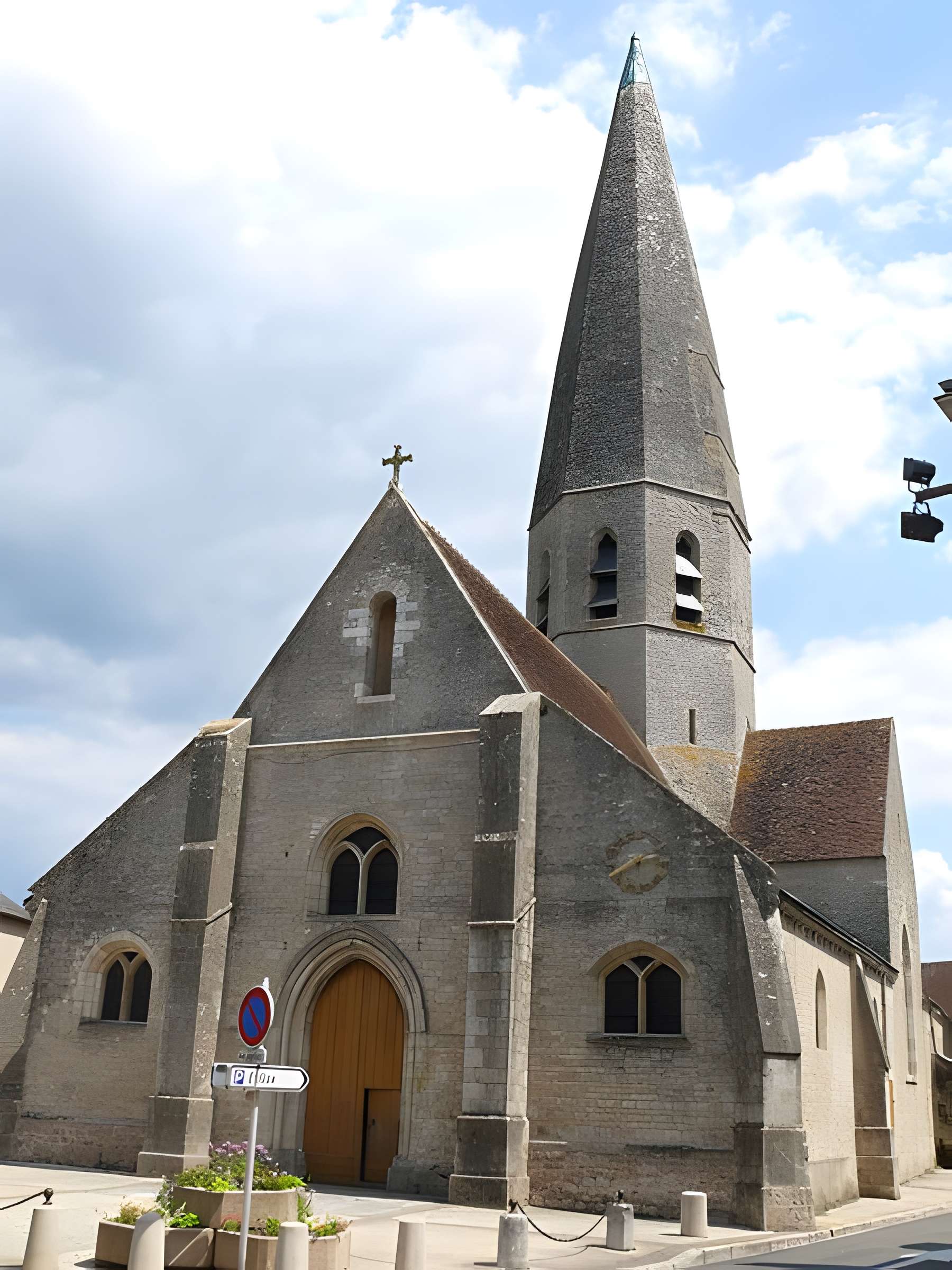 Église Notre-Dame de Fay-aux-Loges