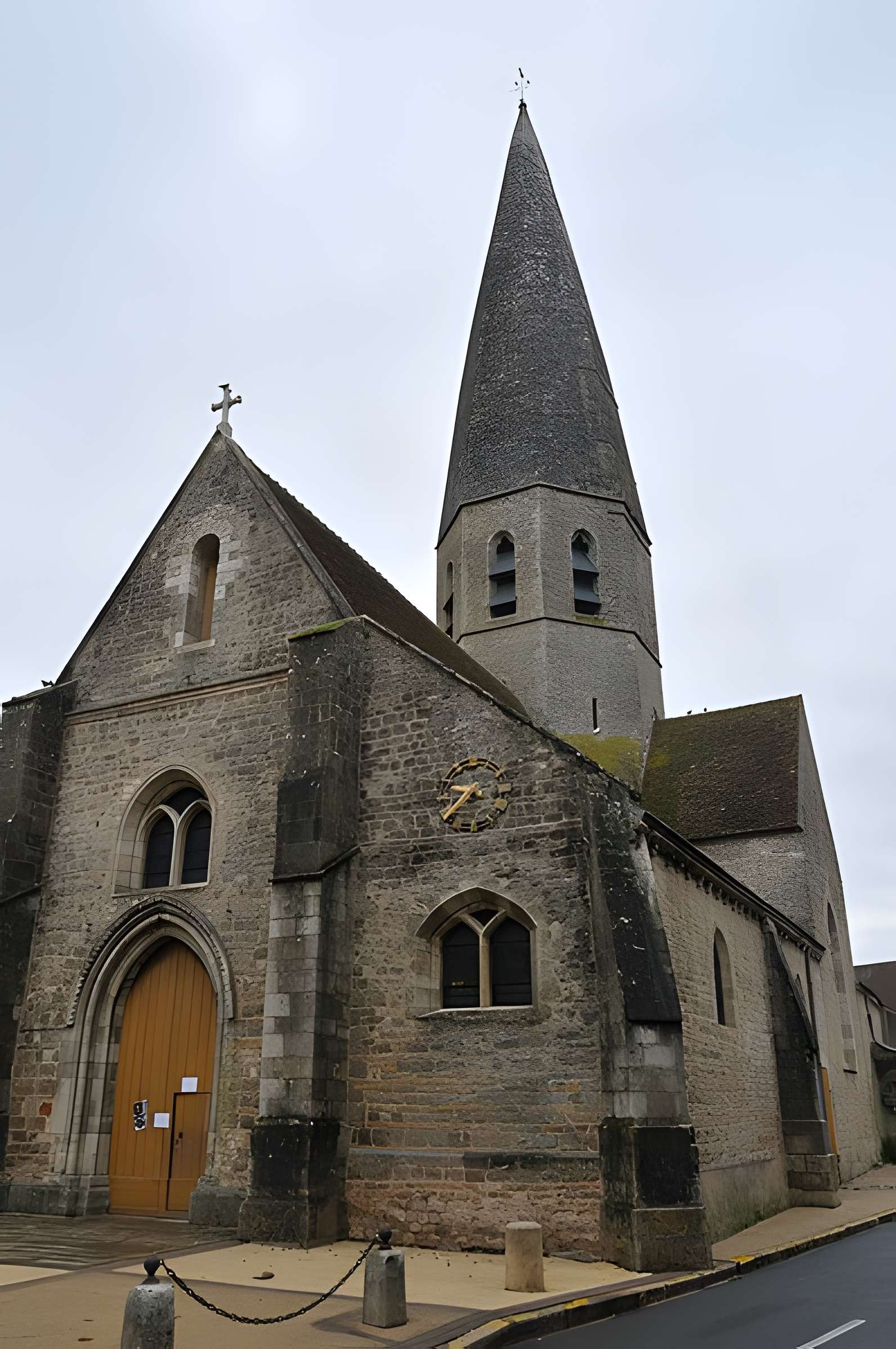 Église Notre-Dame de Fay-aux-Loges