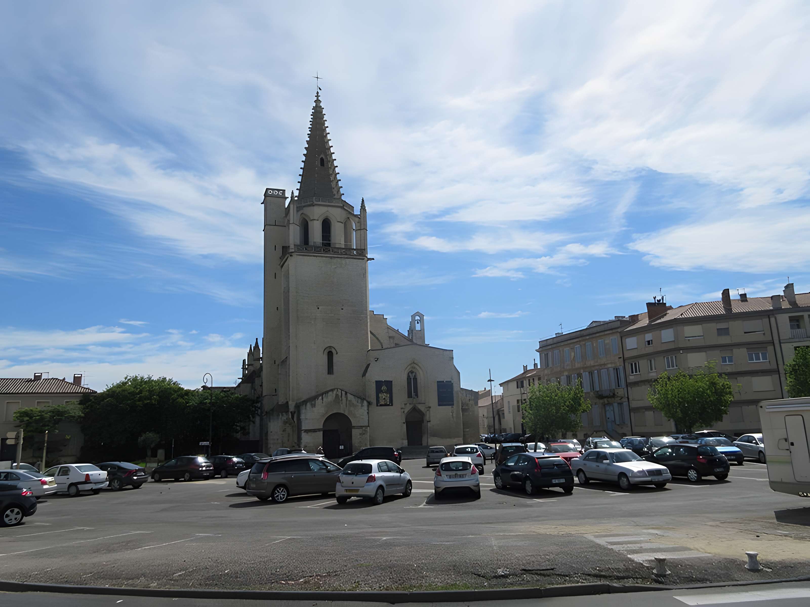 Église Sainte-Marthe de Tarascon