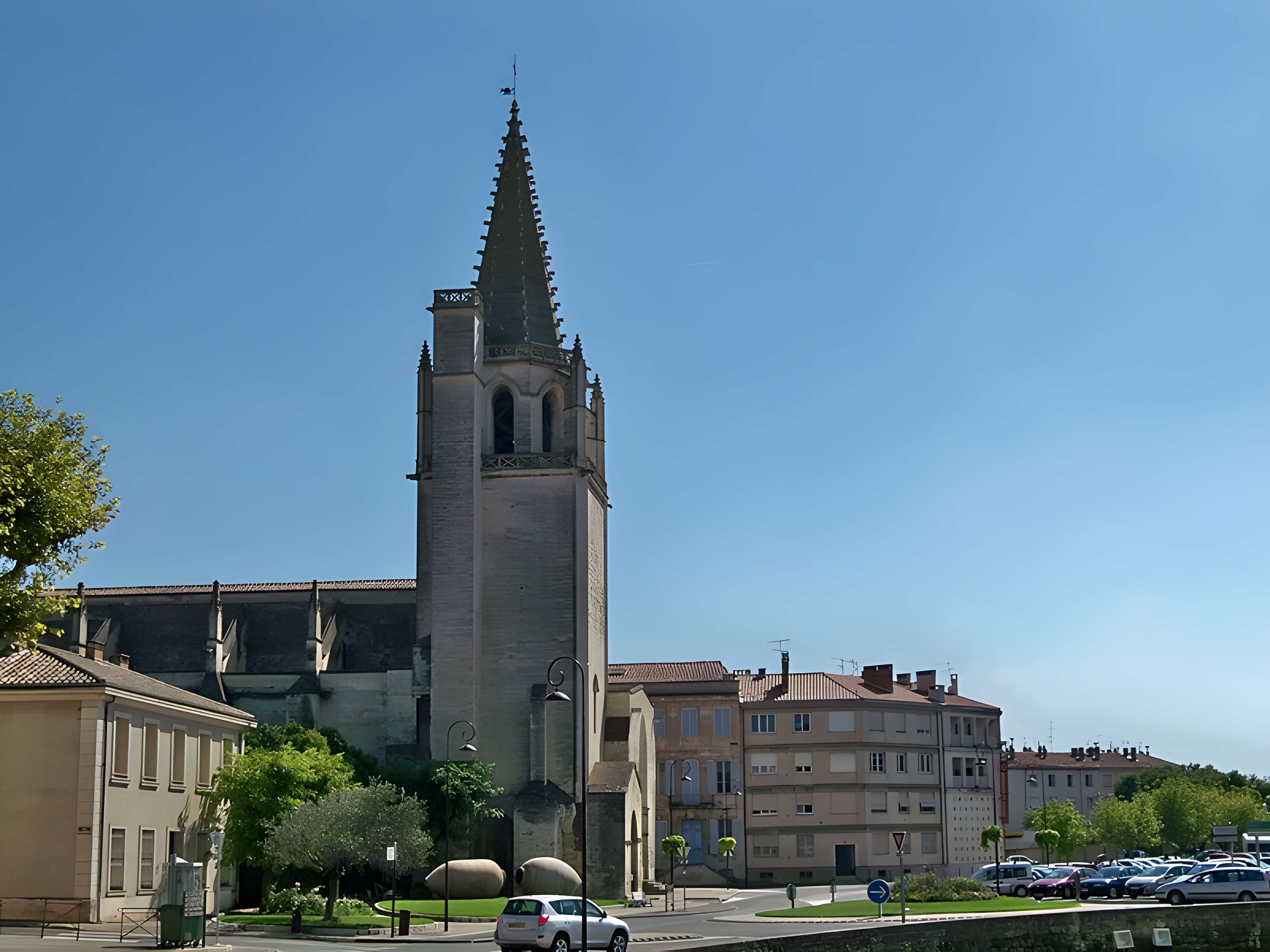 Église Sainte-Marthe de Tarascon