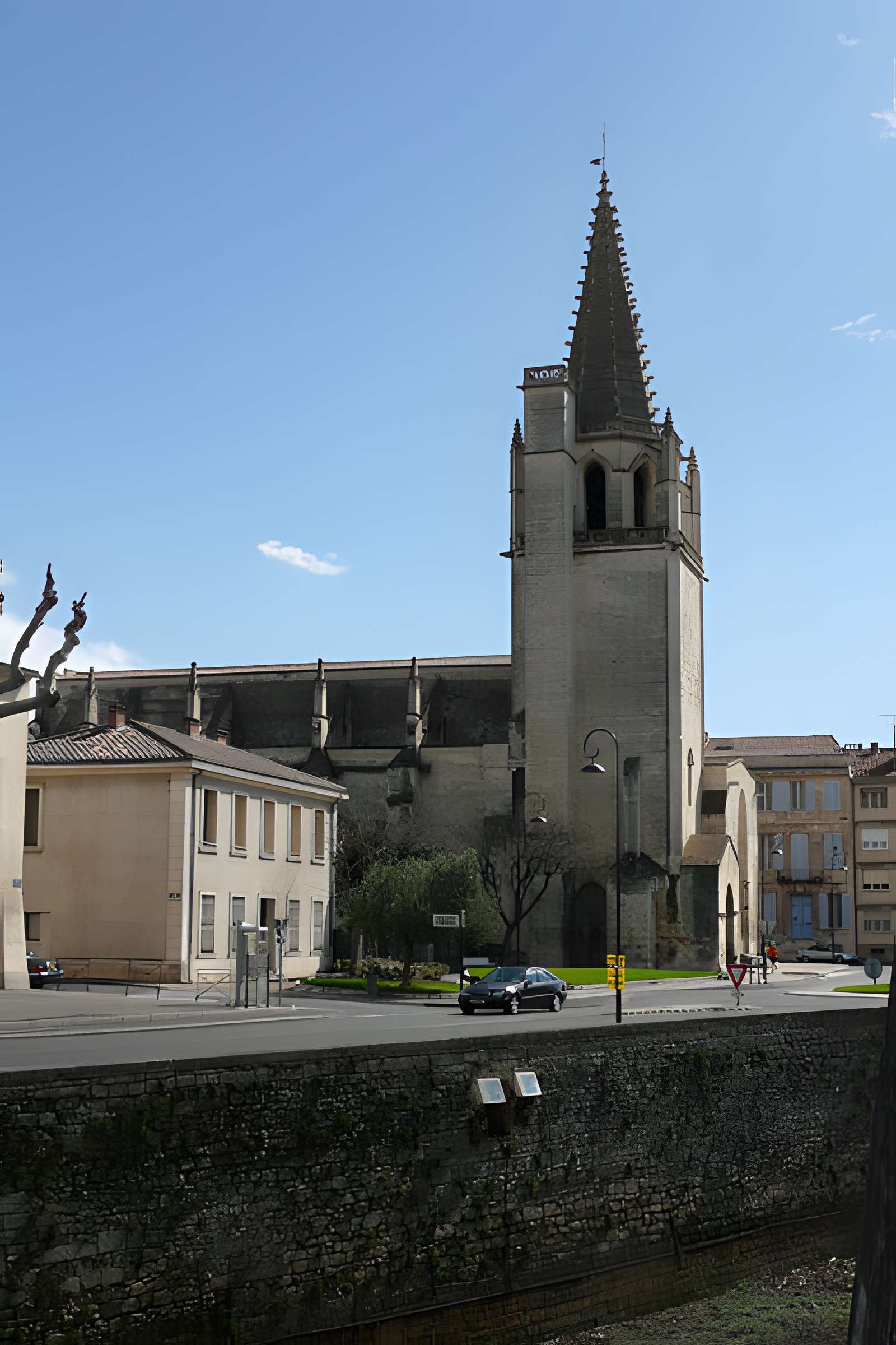 Église Sainte-Marthe de Tarascon