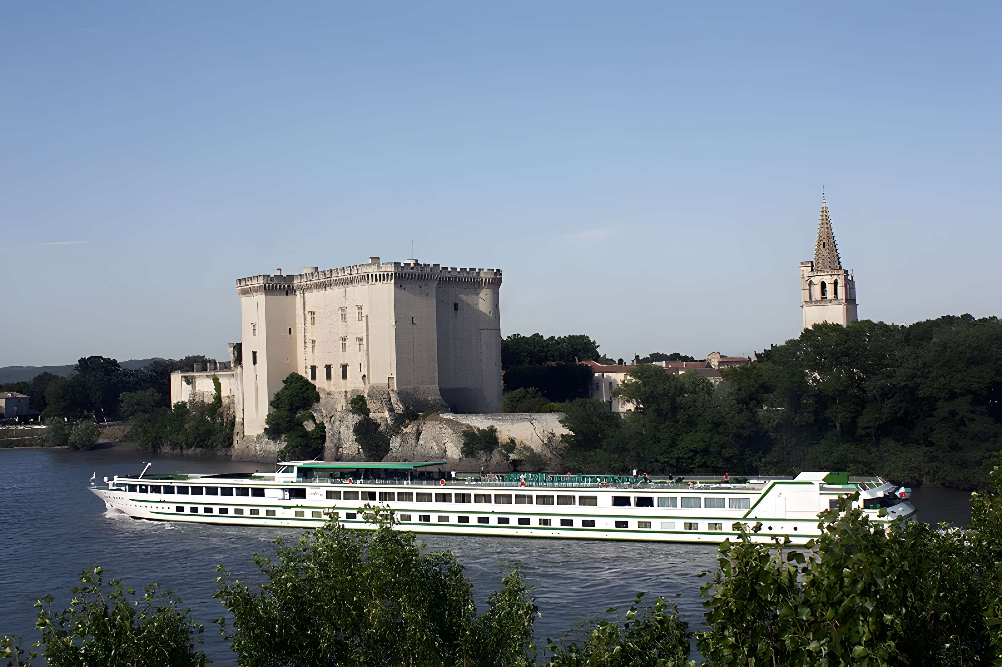 Église Sainte-Marthe de Tarascon