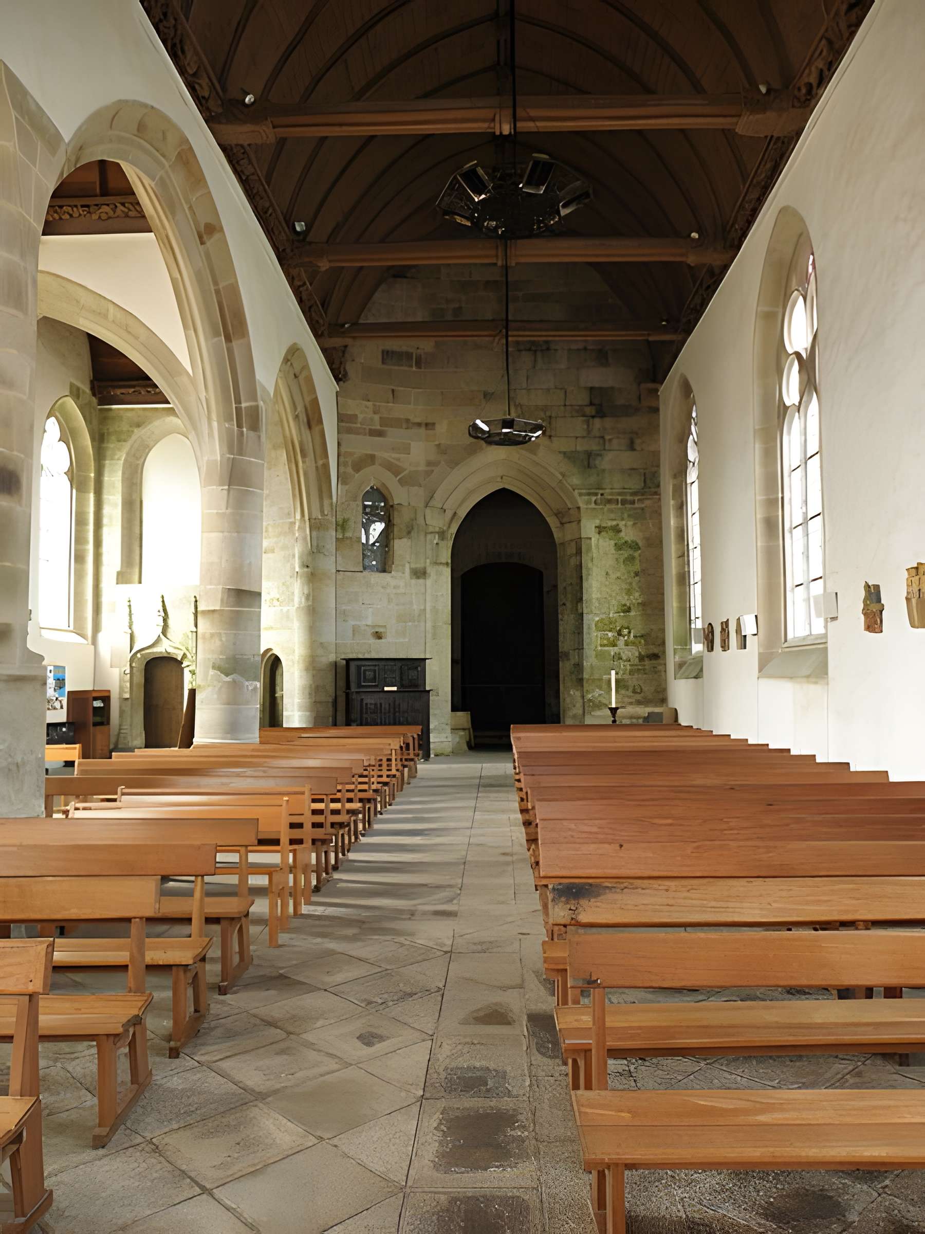 Église Notre-Dame de Grâces dans les Côtes-d'Armor