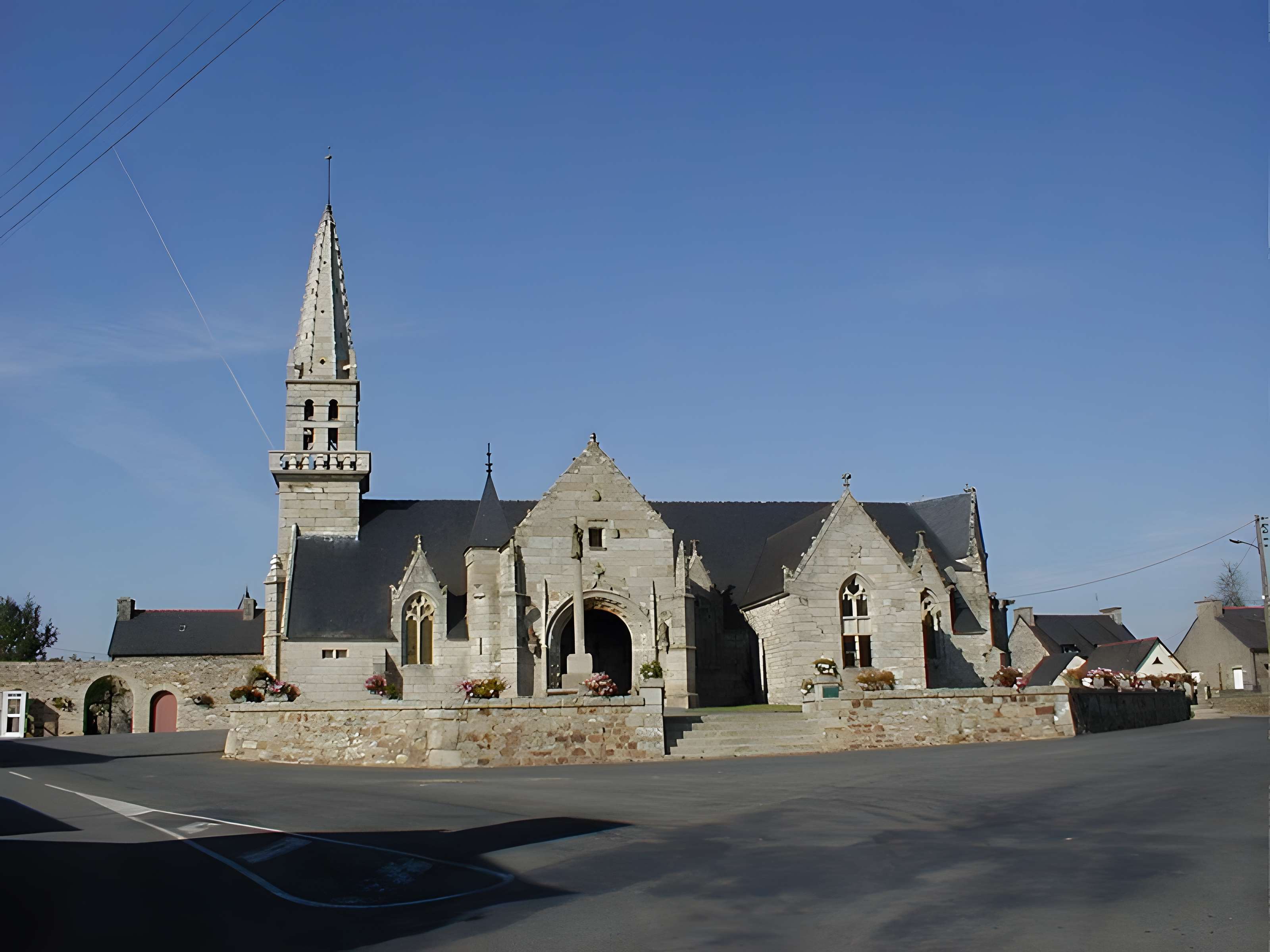 Église Notre-Dame de Grâces de Plusquellec
