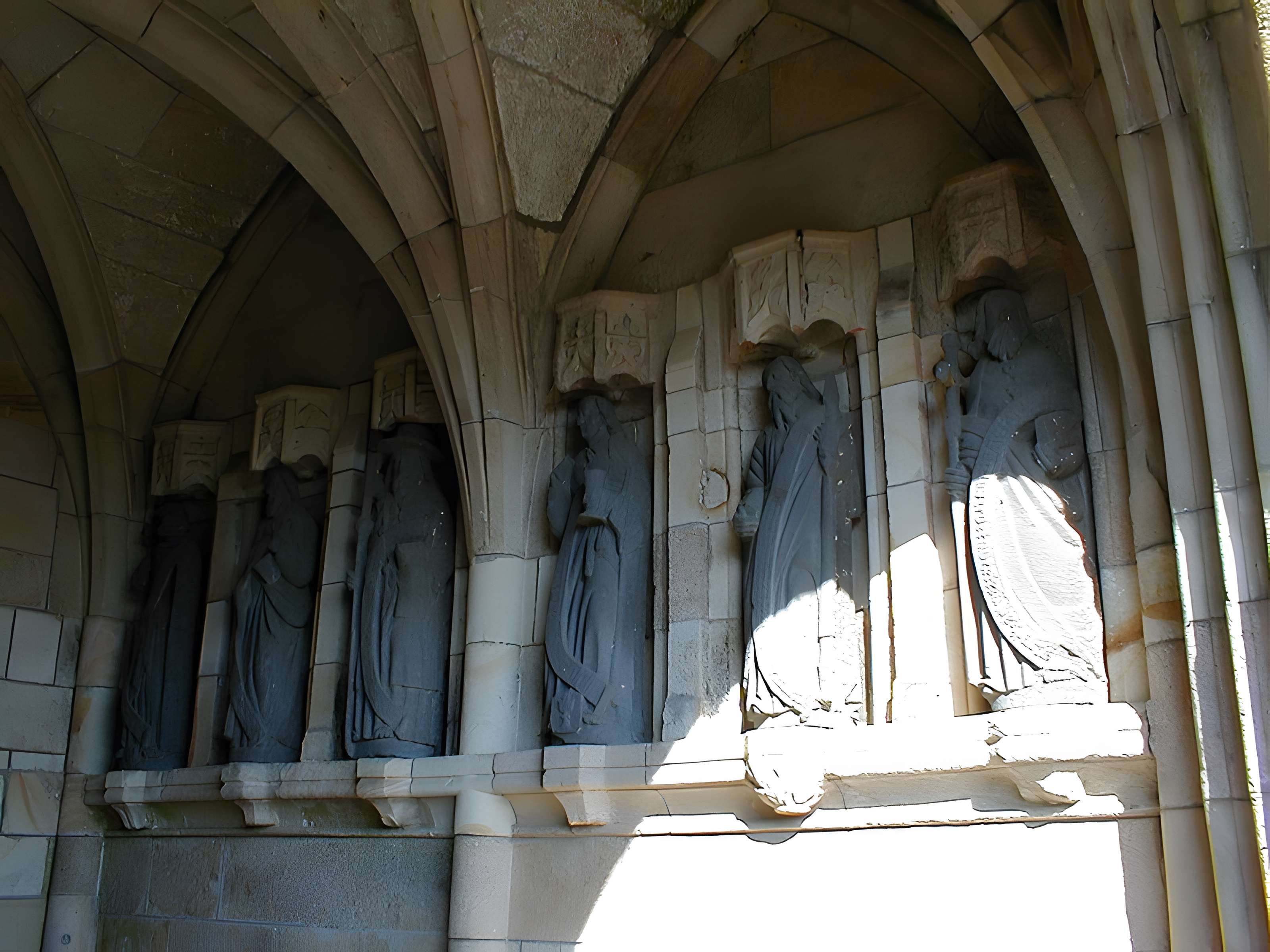 Église Notre-Dame de Grâces de Plusquellec