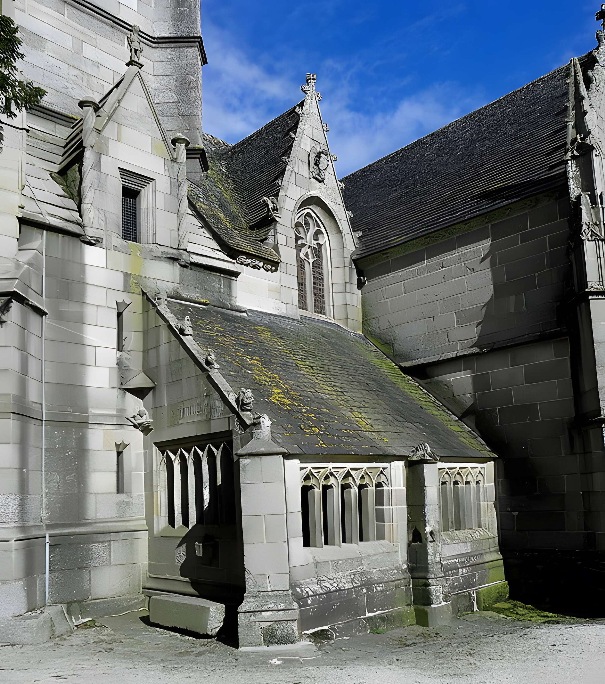 Église Notre-Dame de Kergrist-Moëlou