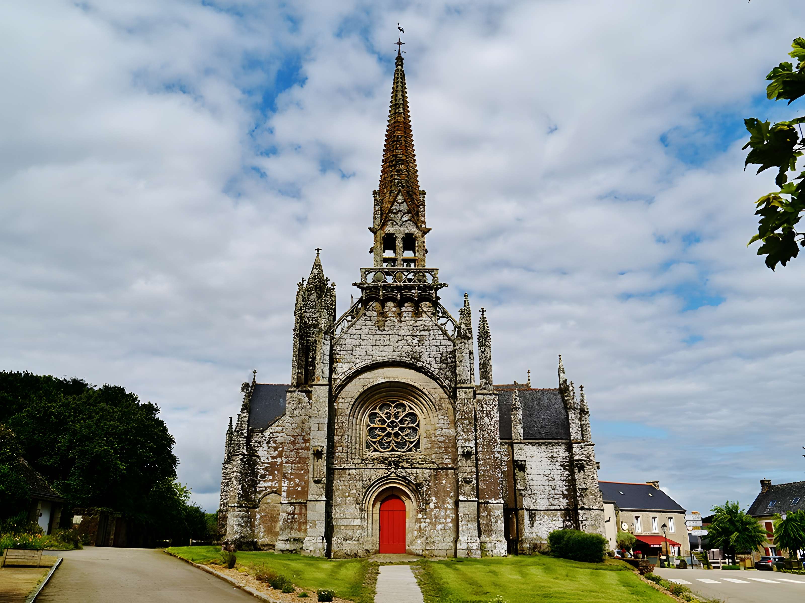 Église Notre-Dame de Kernascléden