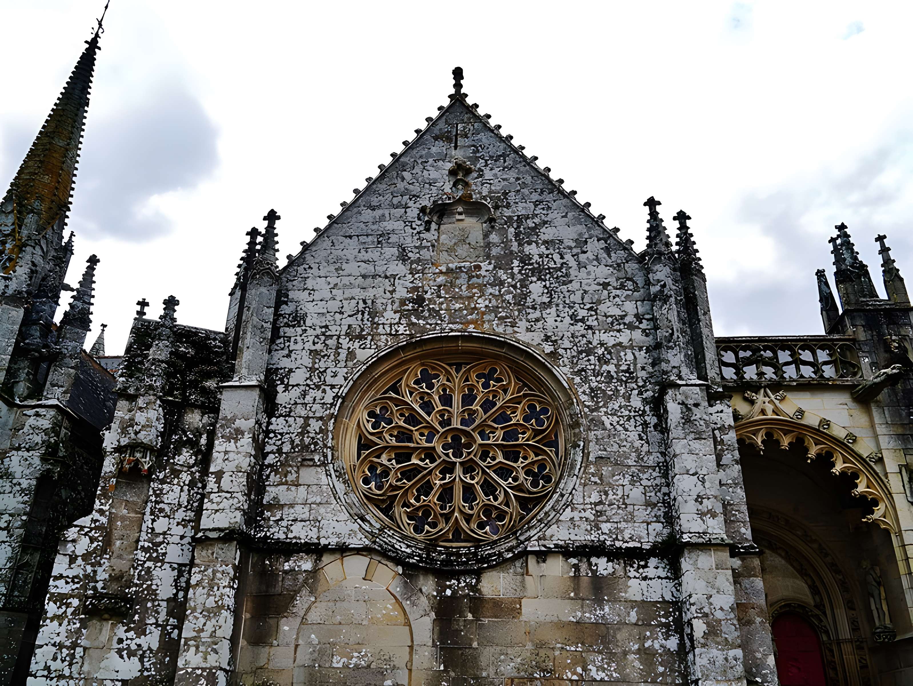 Église Notre-Dame de Kernascléden
