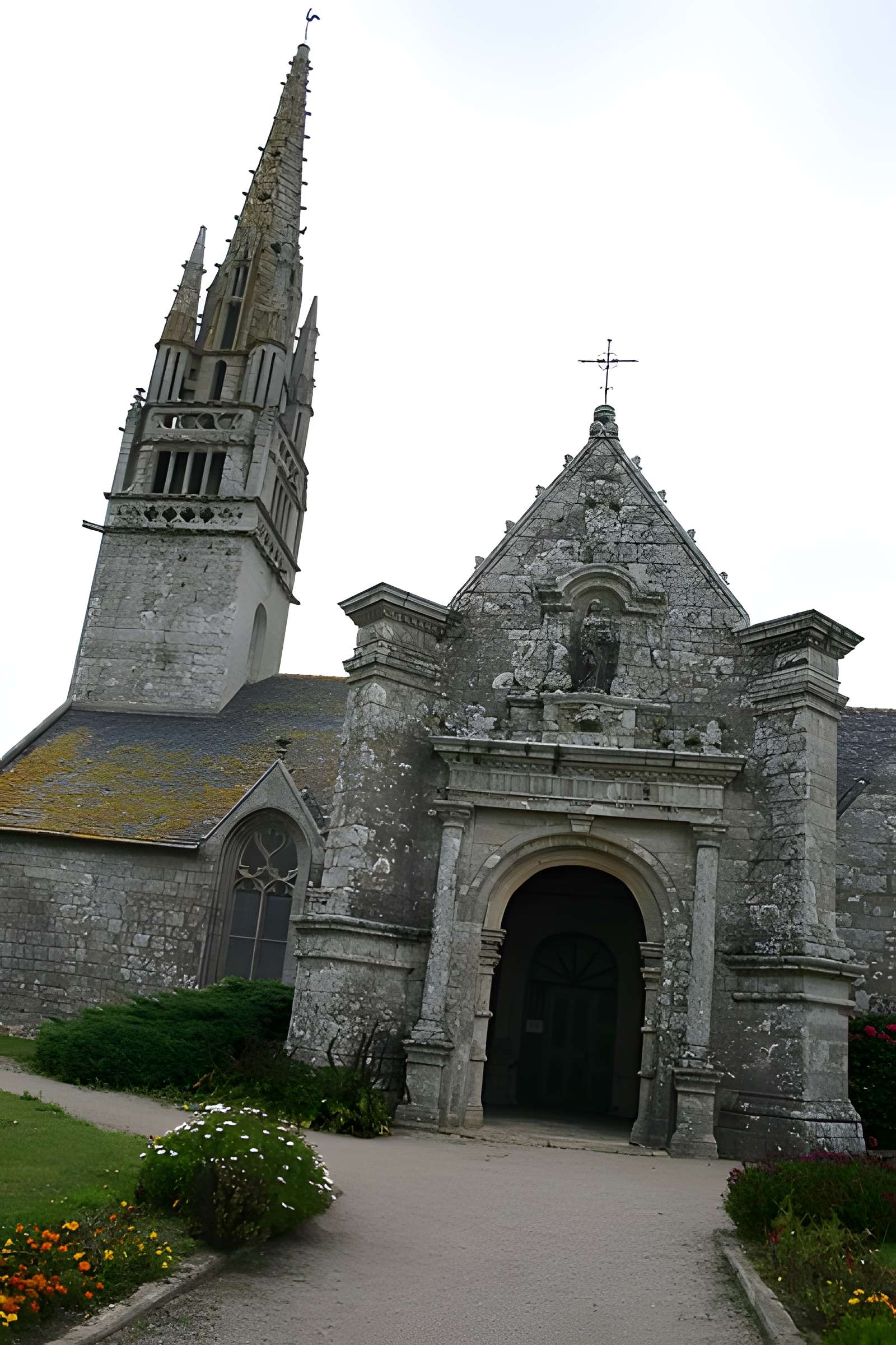 Église Notre-Dame de la Clarté de Beuzec-Cap-Sizun