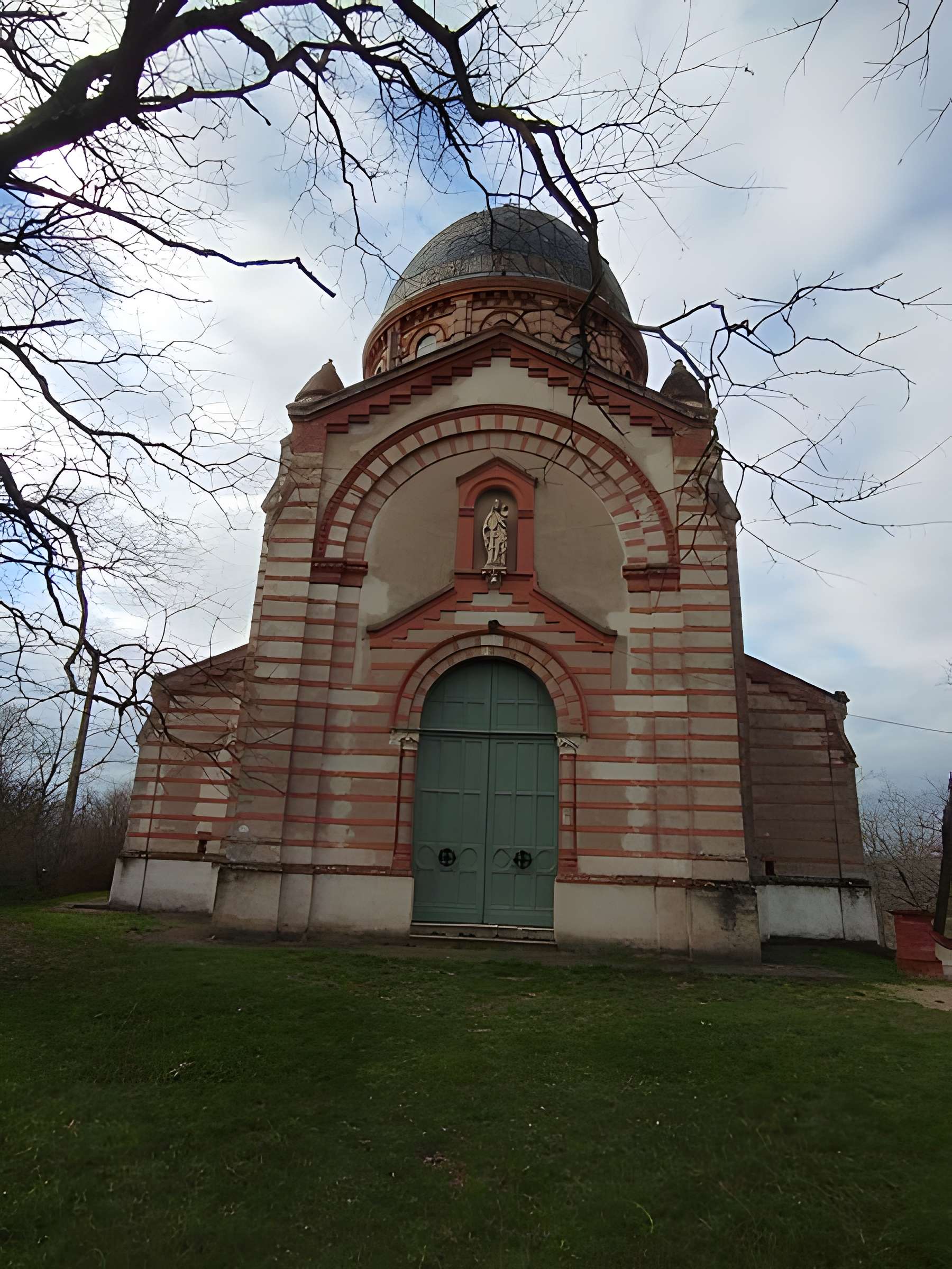 Église Notre-Dame de Lapeyrouse