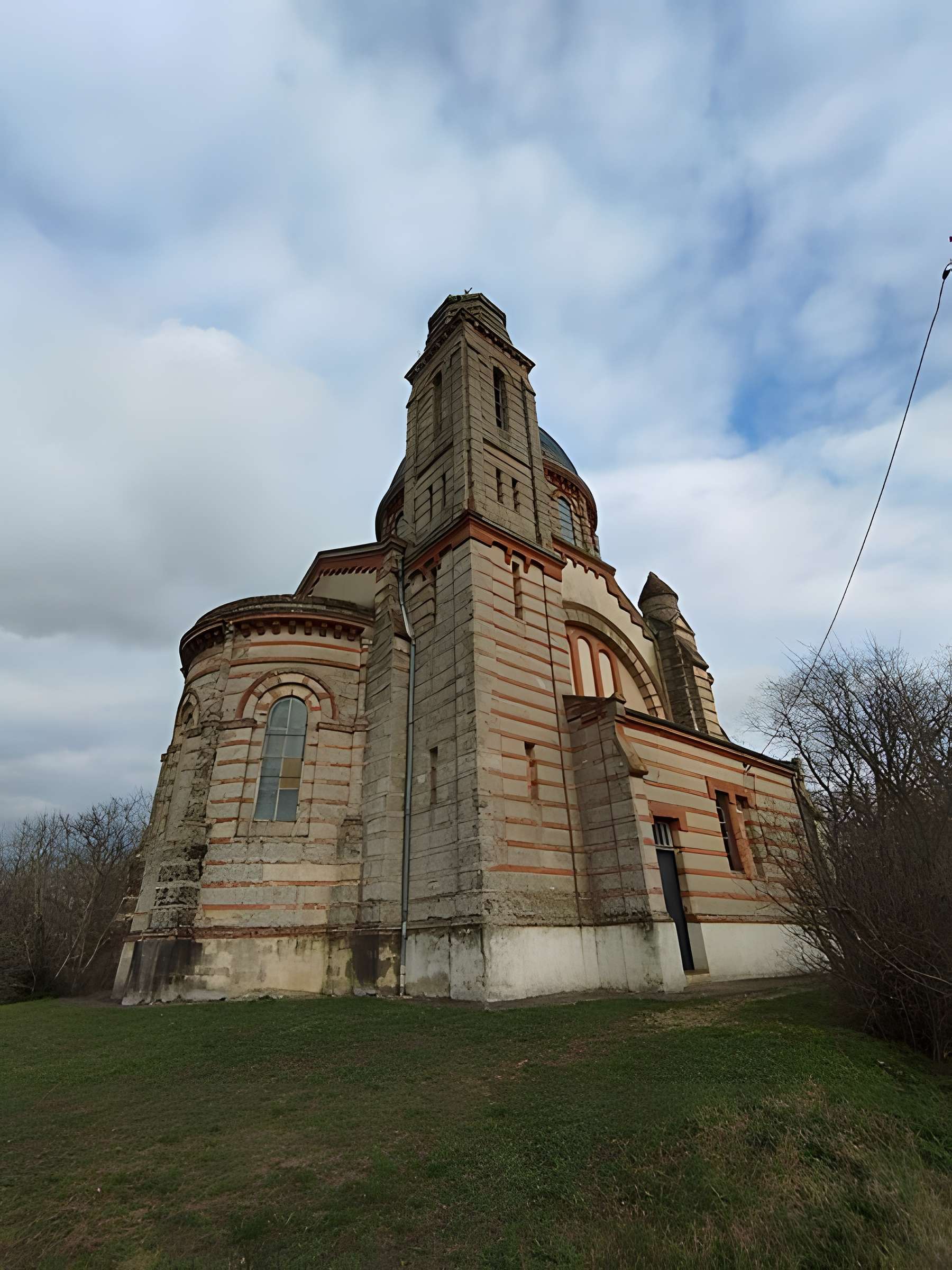Église Notre-Dame de Lapeyrouse