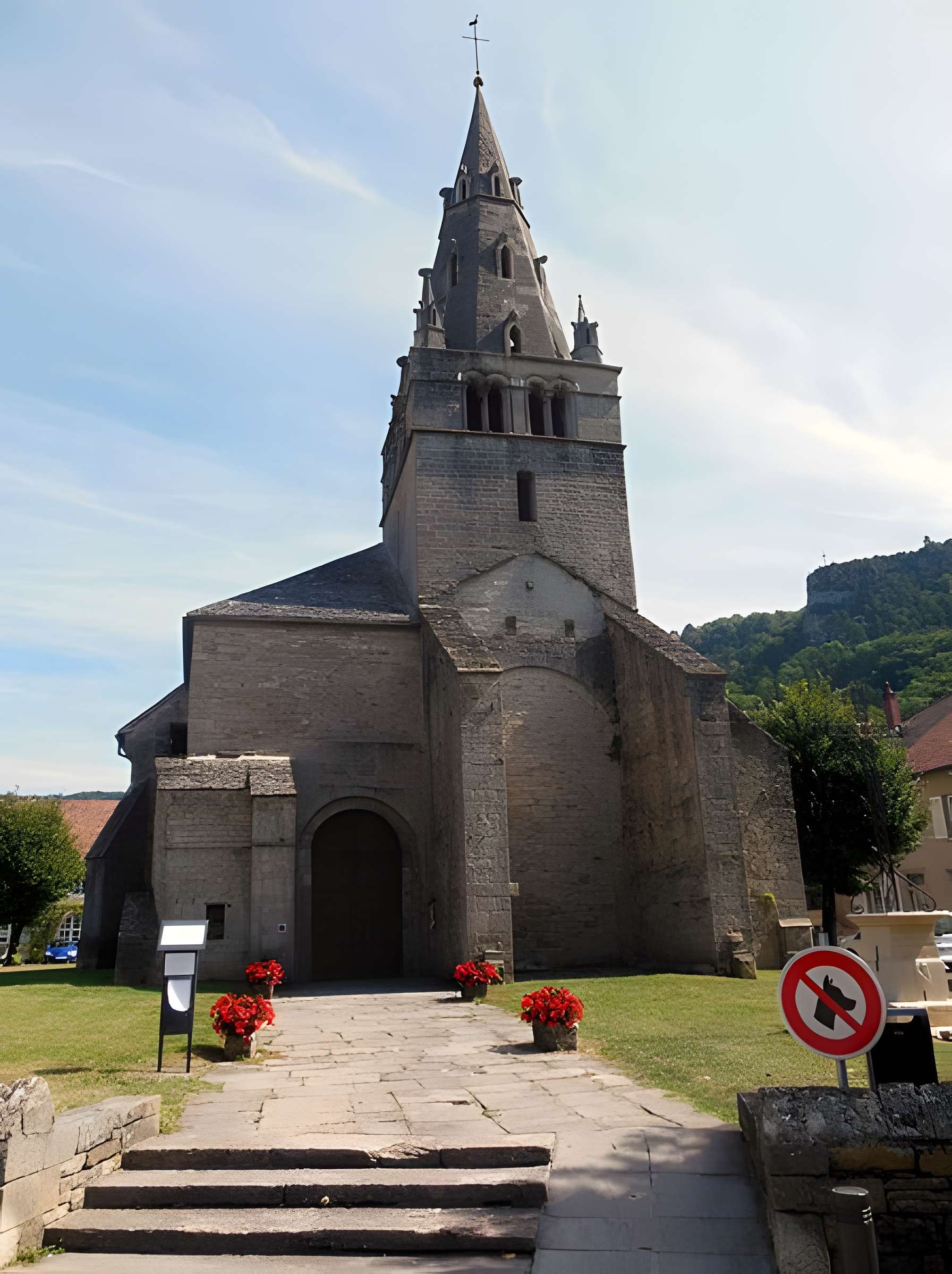 Église Notre-Dame de Mouthier-le-Vieillard