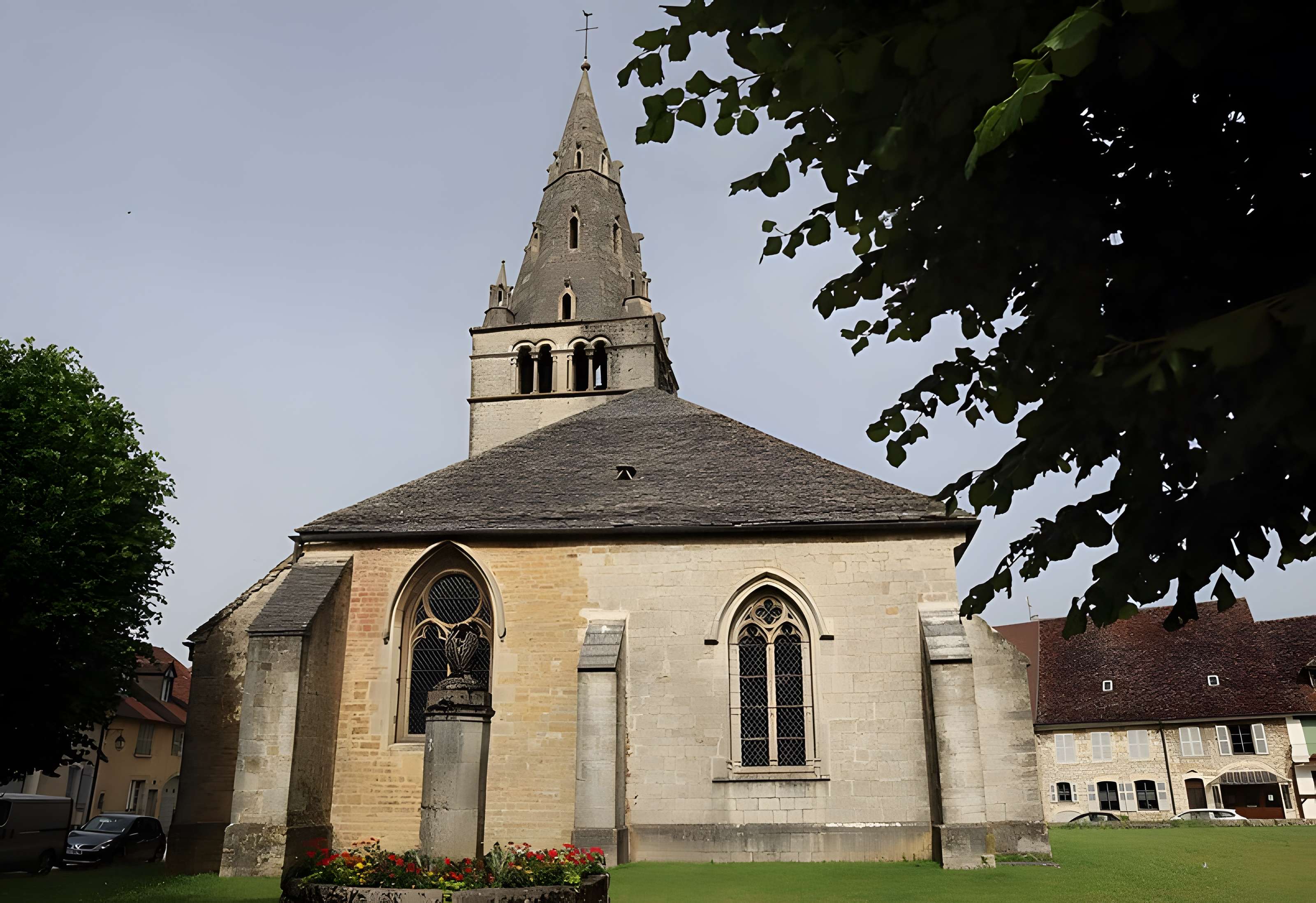 Église Notre-Dame de Mouthier-le-Vieillard