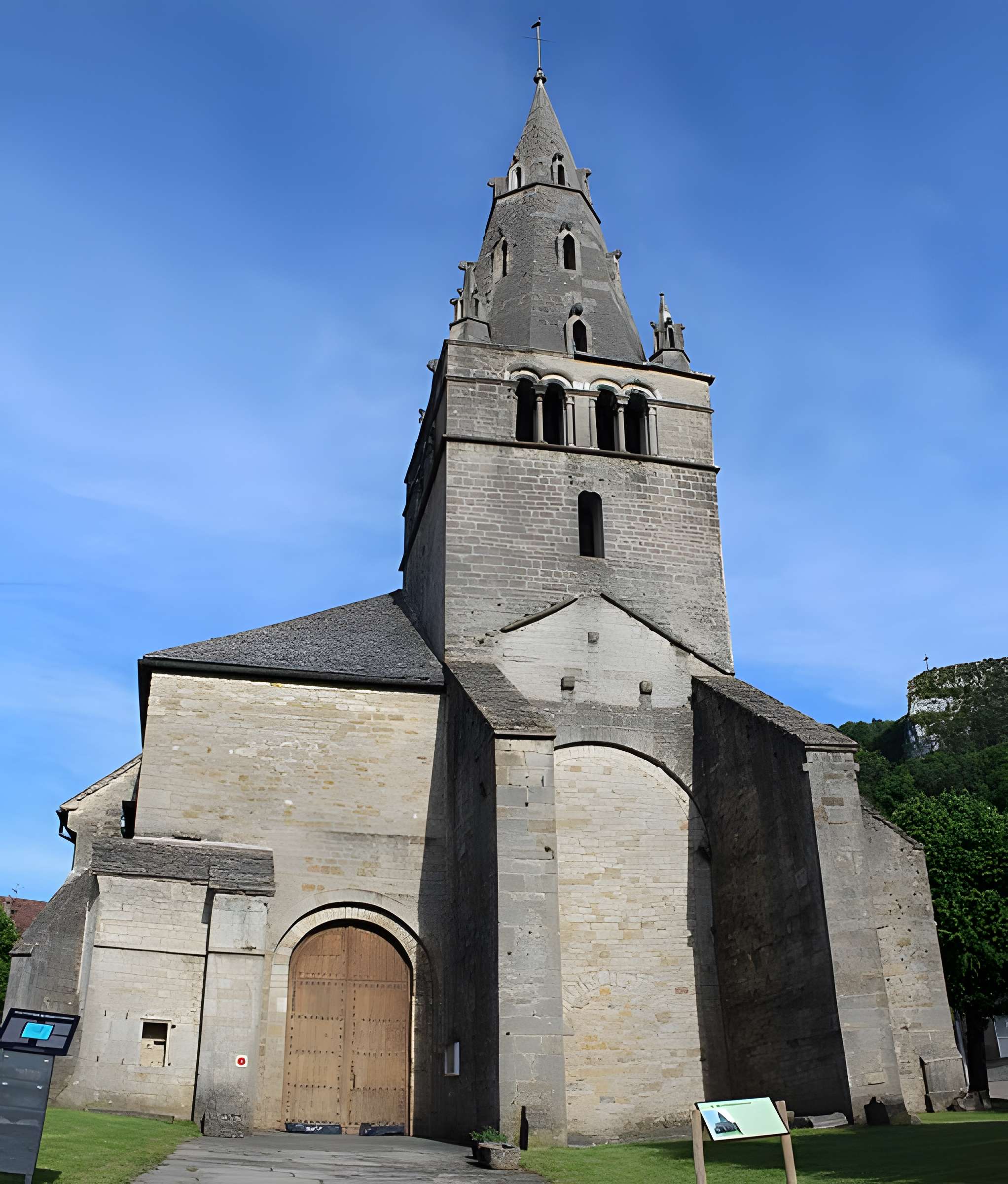 Église Notre-Dame de Mouthier-le-Vieillard
