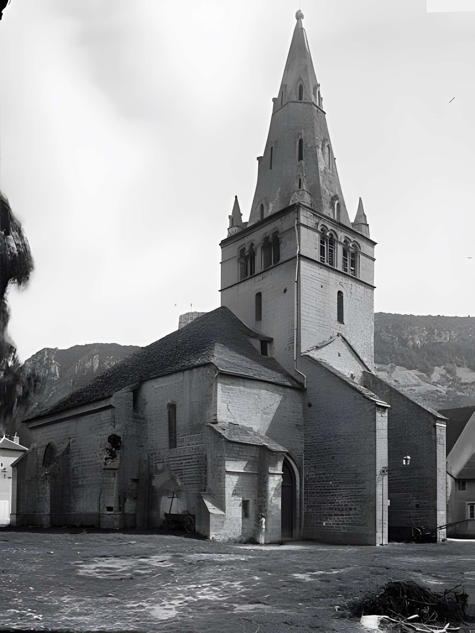 Église Notre-Dame de Mouthier-le-Vieillard