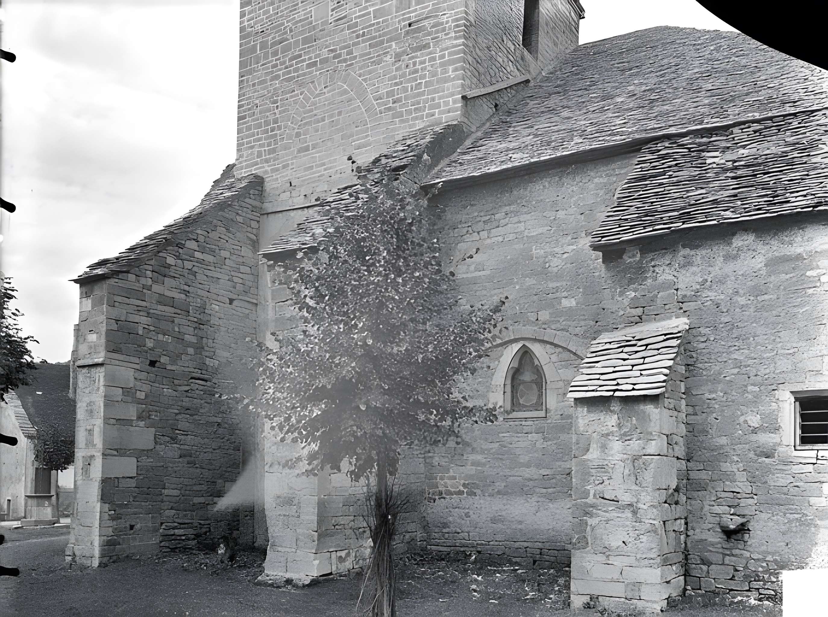 Église Notre-Dame de Mouthier-le-Vieillard