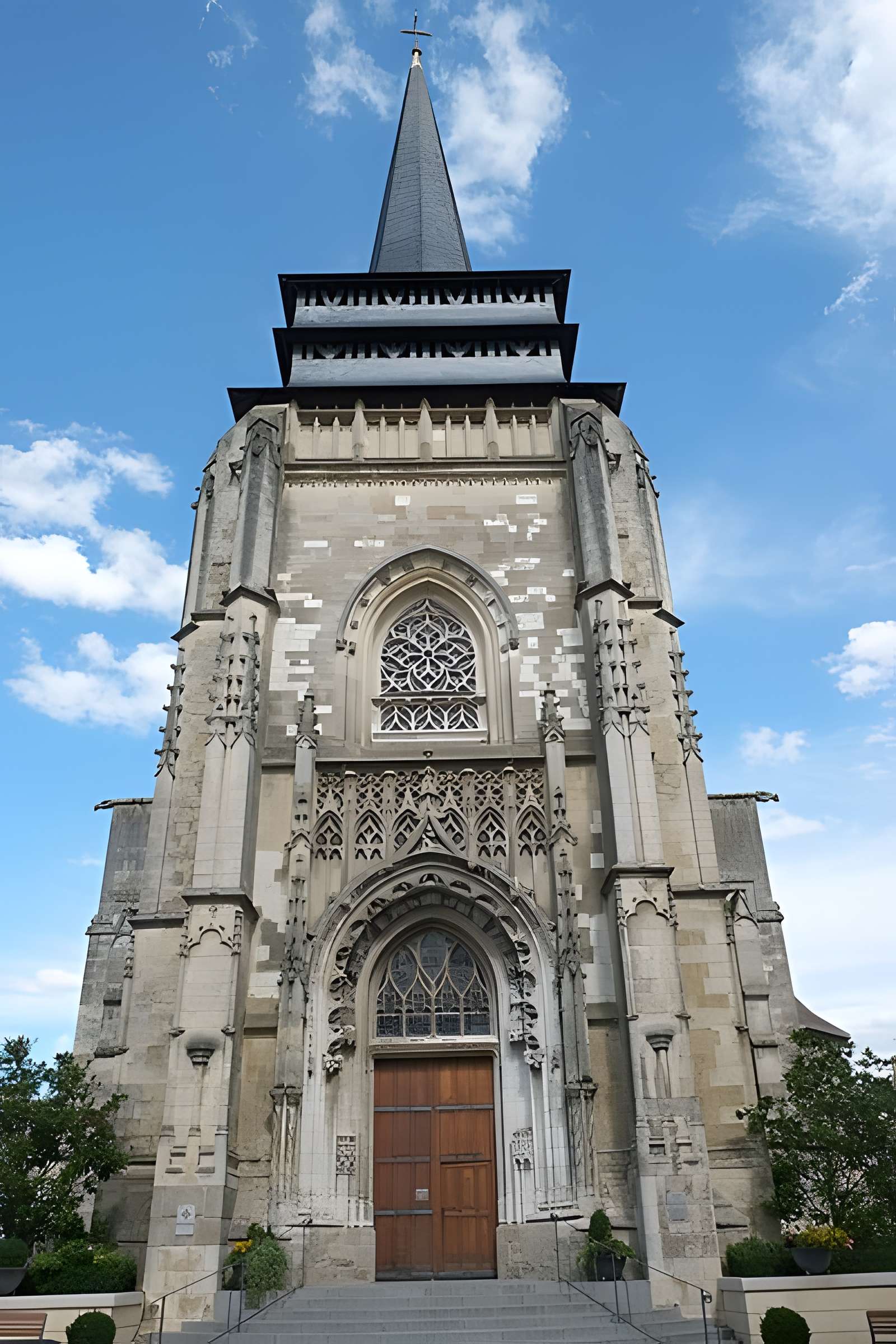 Église Notre-Dame de Neufchâtel-en-Bray