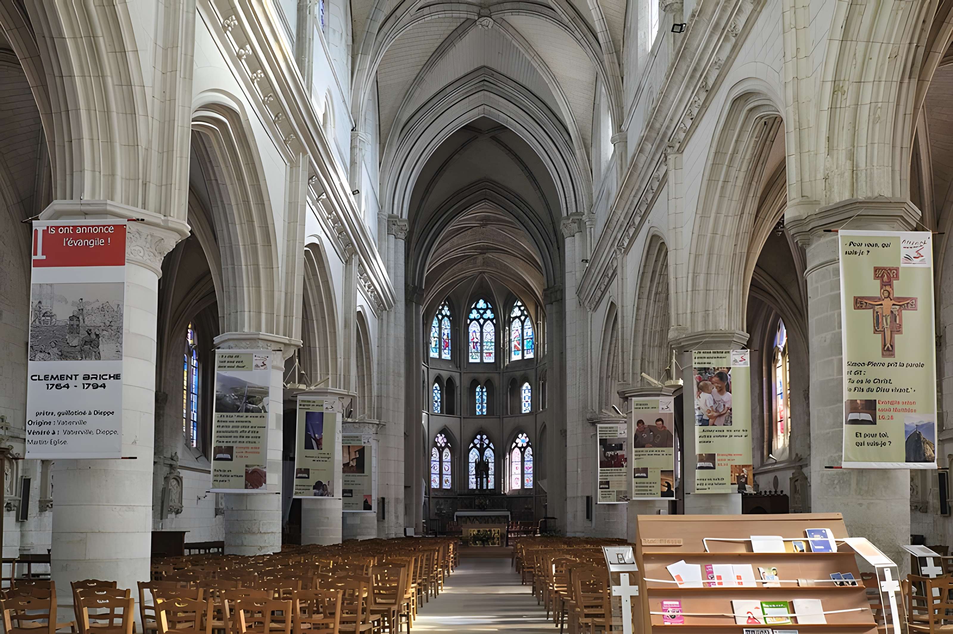 Église Notre-Dame de Neufchâtel-en-Bray