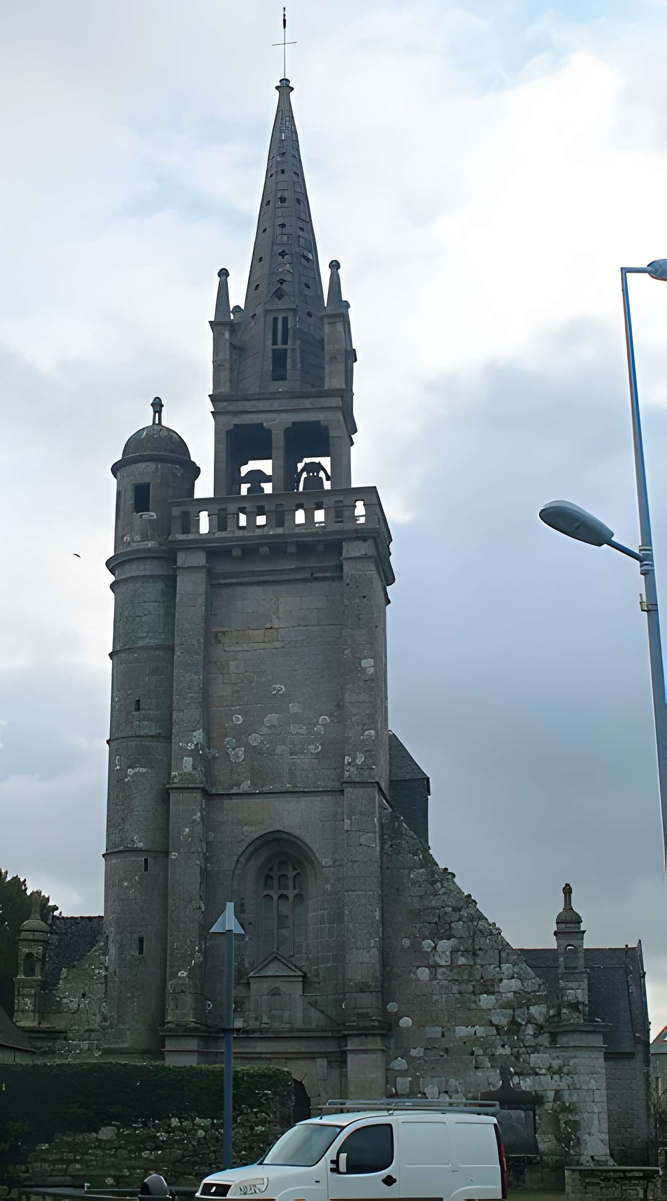 Église Notre-Dame de Ploujean