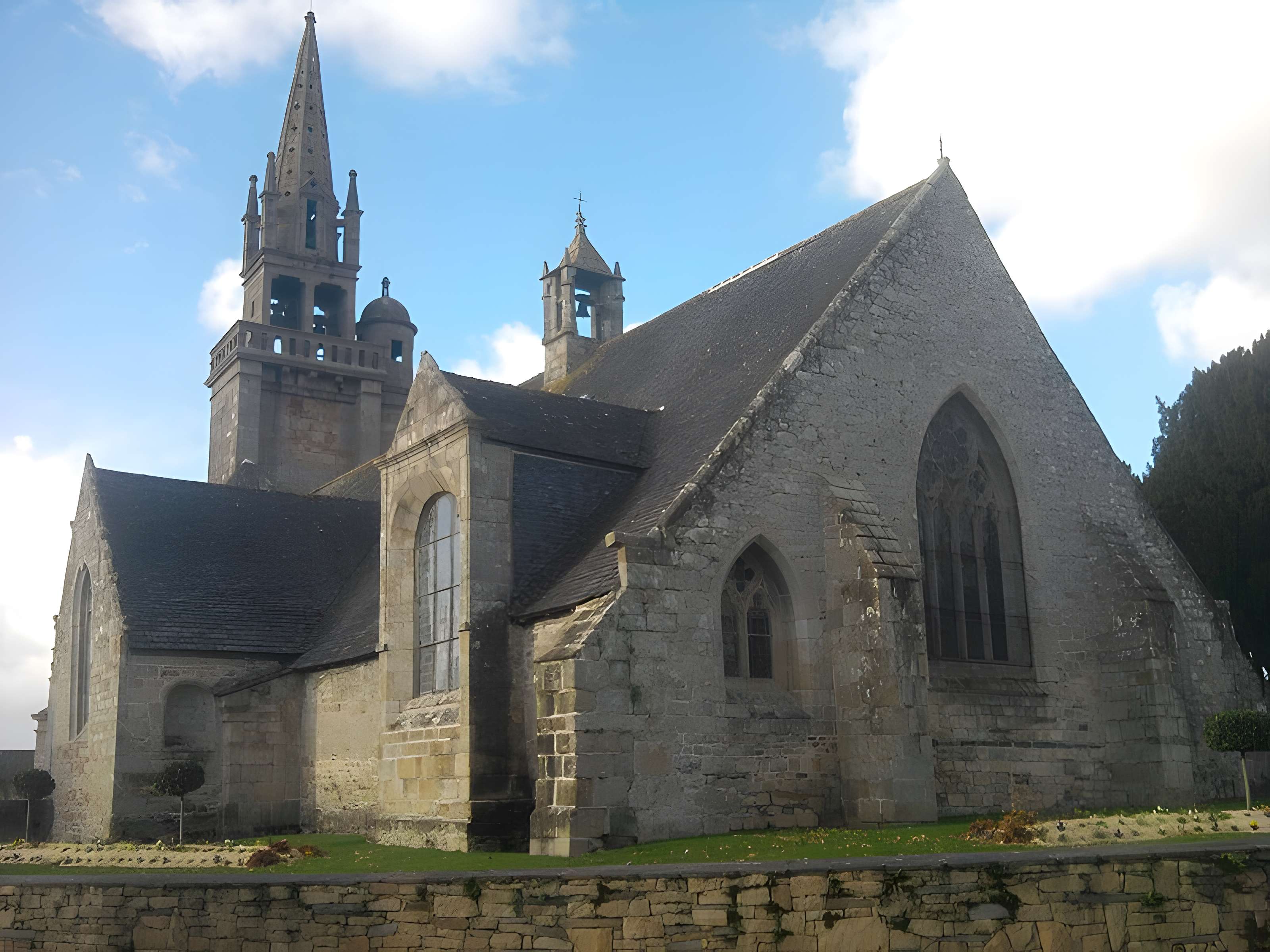 Église Notre-Dame de Ploujean