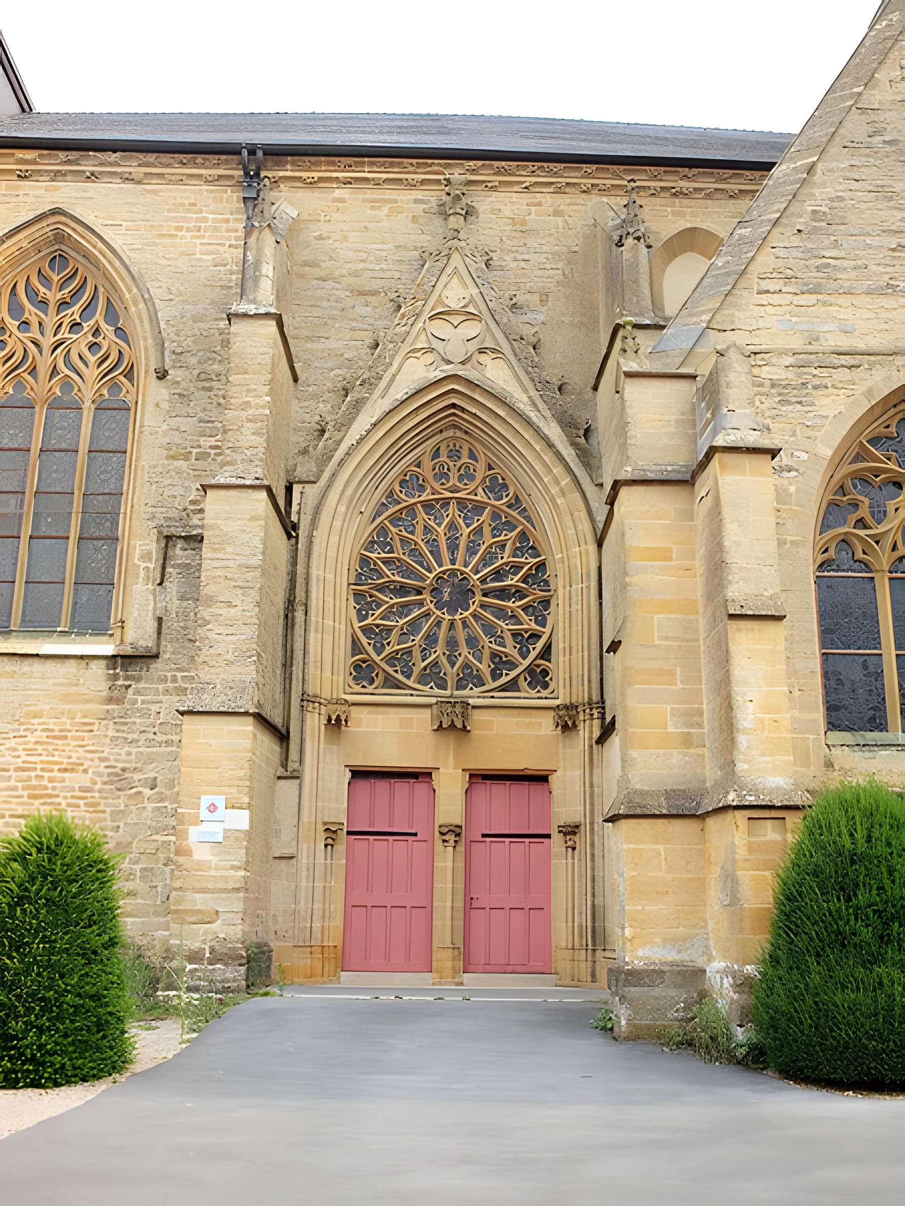 Église Notre-Dame de Renwez